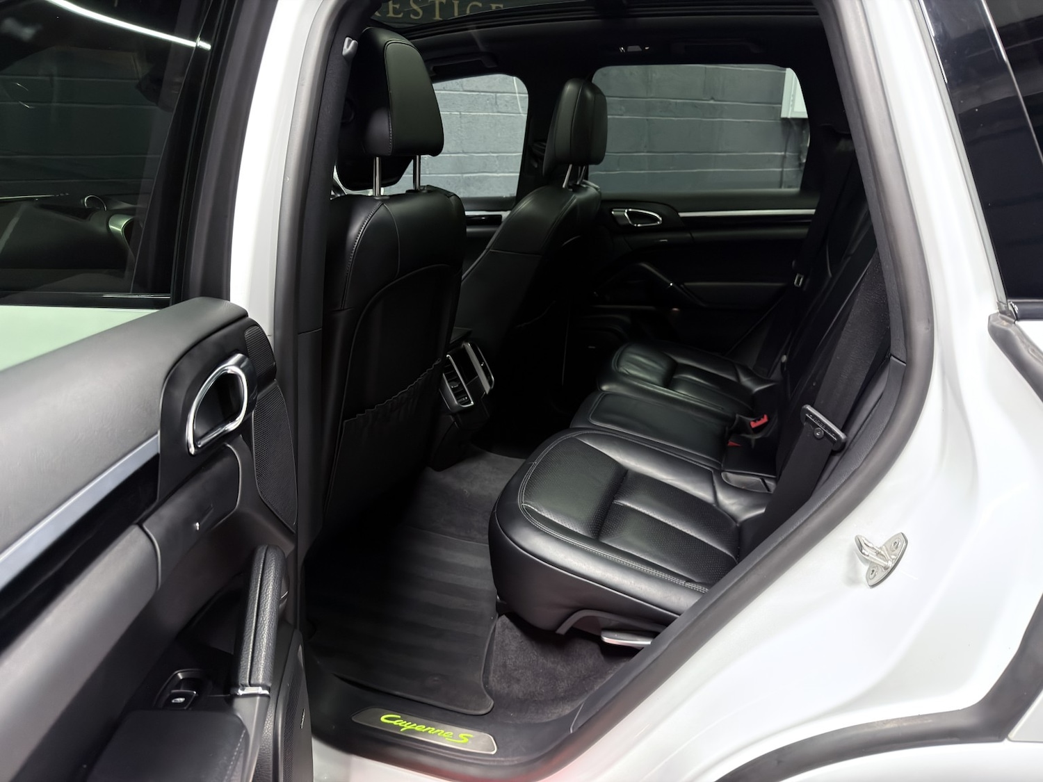 Used Porsche Cayenne 2017 for sale - 76725576: Photo 89