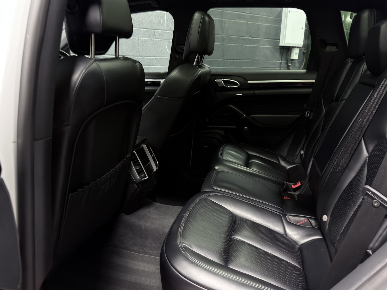 Used Porsche Cayenne 2017 for sale - 76725576: Photo 90