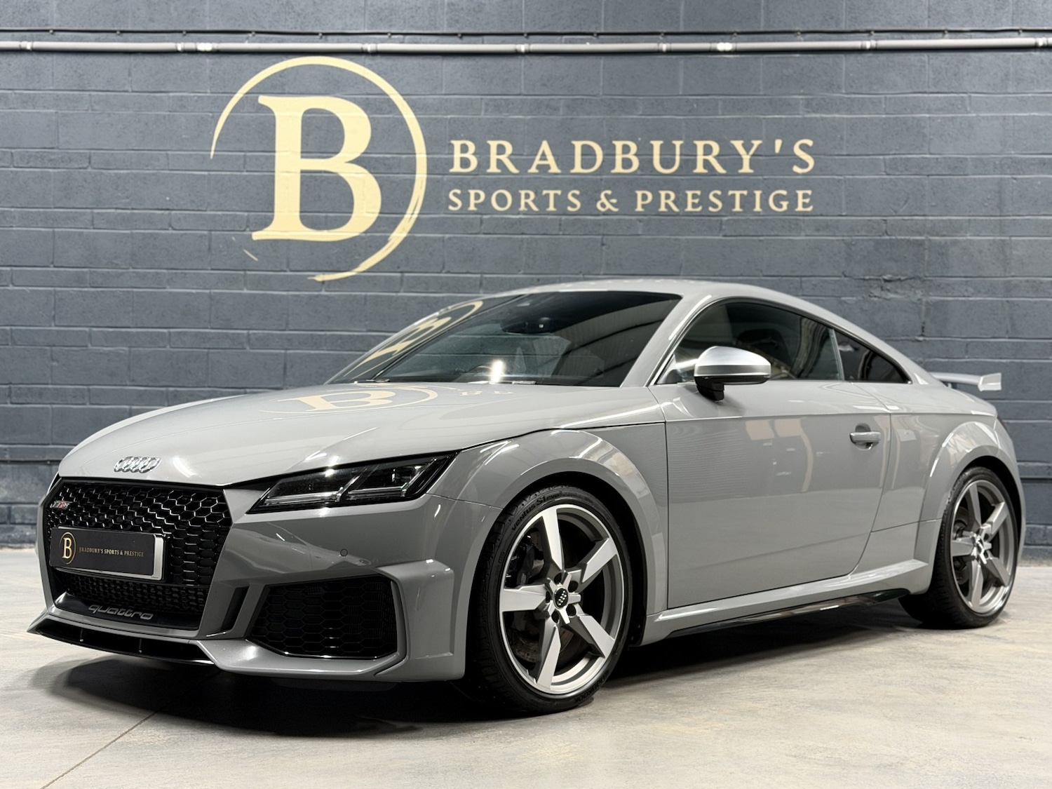 Used Audi TT 2019 for sale - 77564211: Photo 2