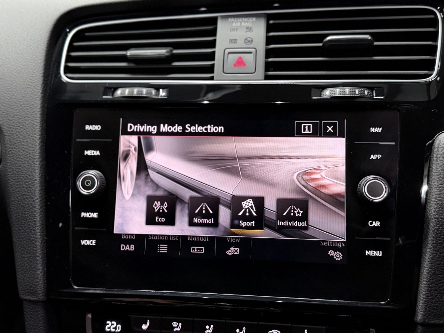 Used Volkswagen Golf 2020 for sale - 77261684: Photo 44