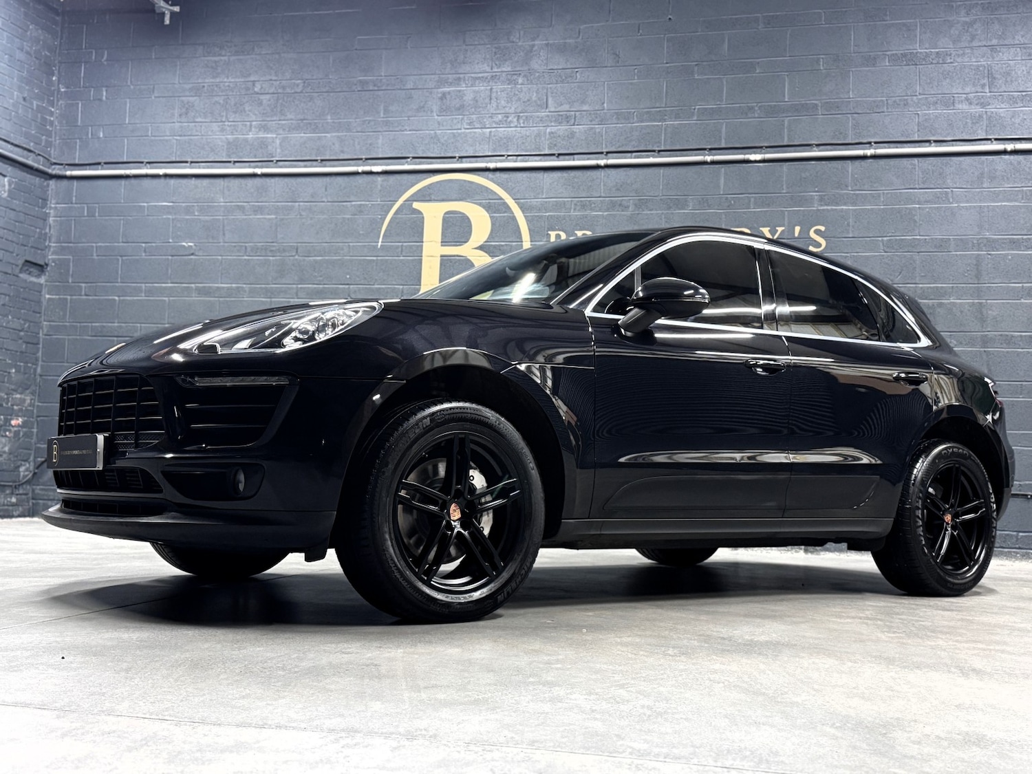 Used Porsche Macan 2017 for sale - 76380319: Photo 19