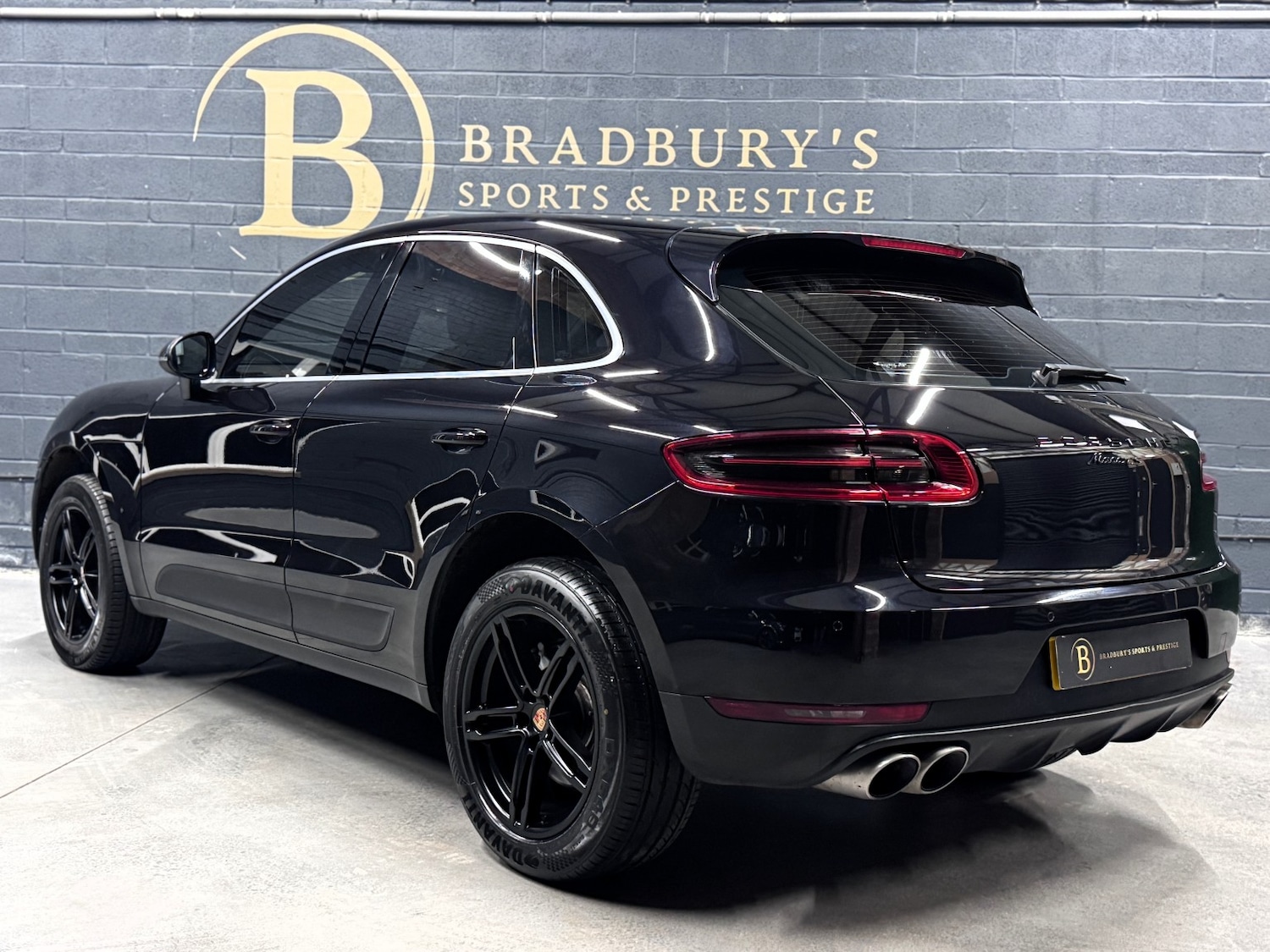 Used Porsche Macan 2017 for sale - 76380319: Photo 24