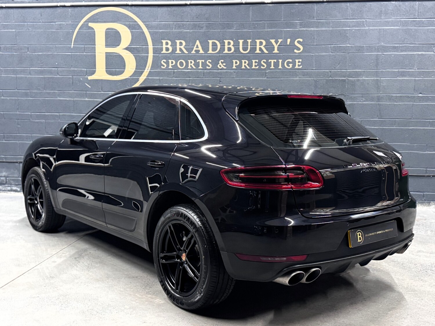 Used Porsche Macan 2017 for sale - 76380319: Photo 25