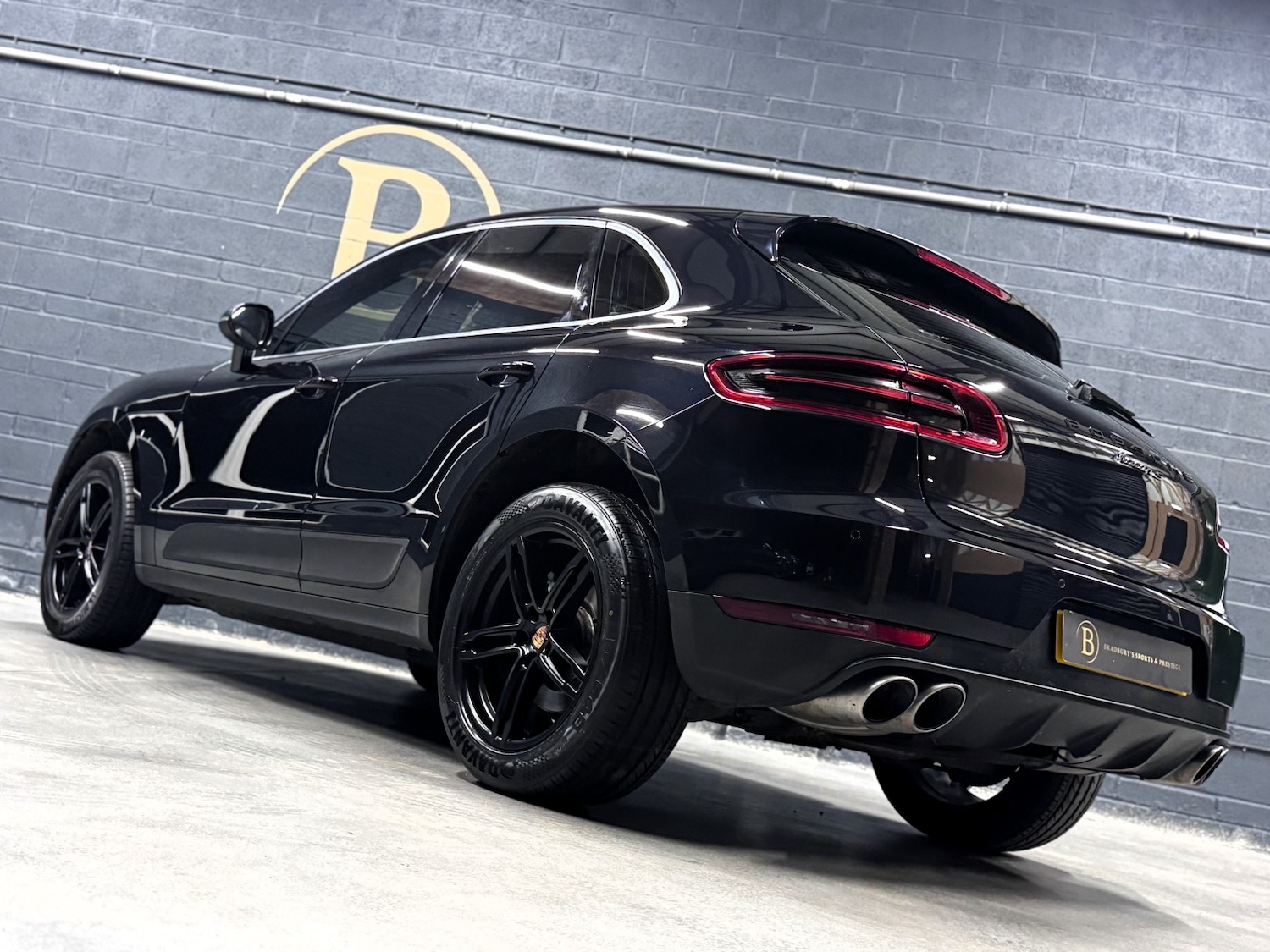 Used Porsche Macan 2017 for sale - 76380319: Photo 30