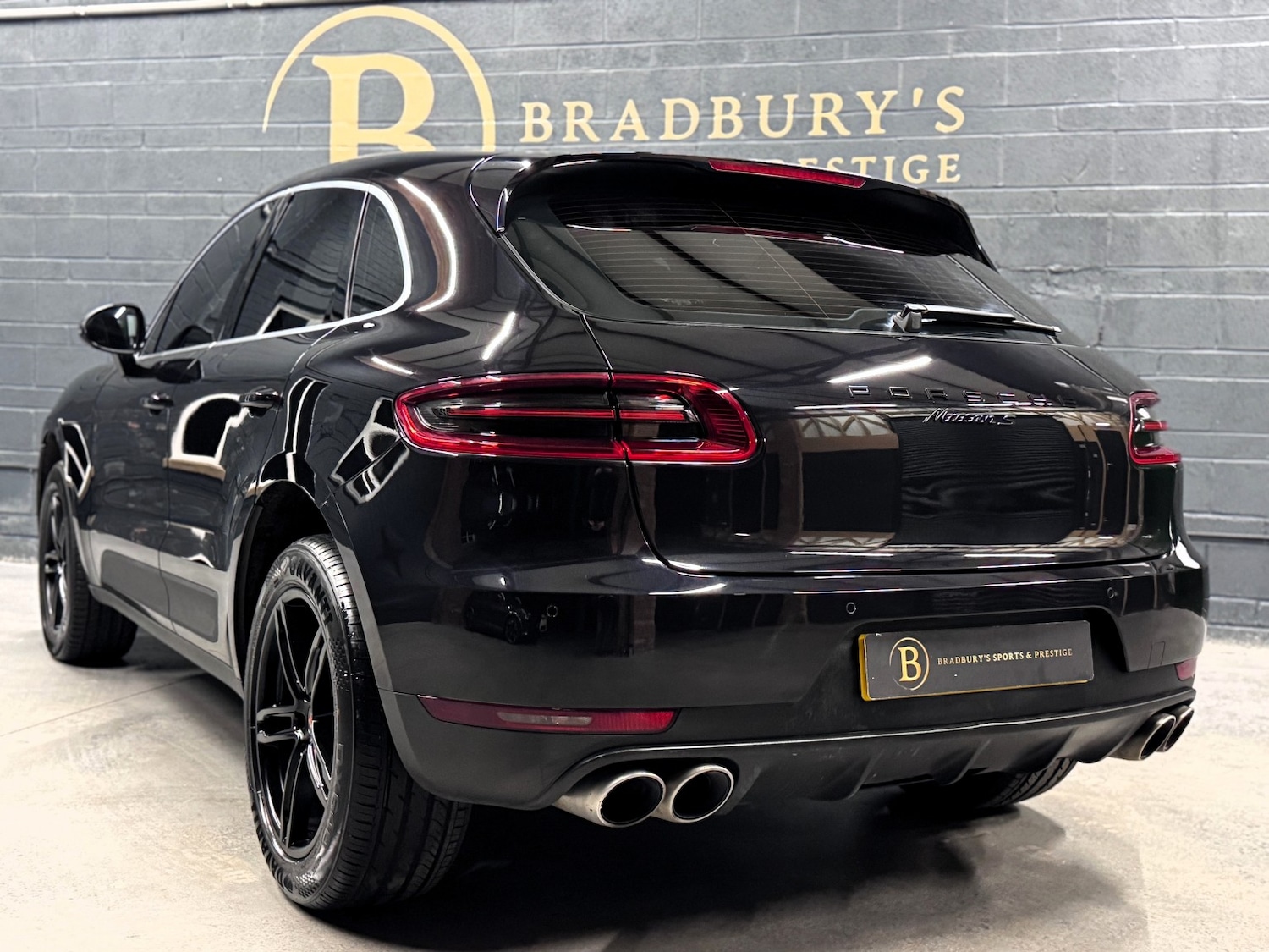 Used Porsche Macan 2017 for sale - 76380319: Photo 33
