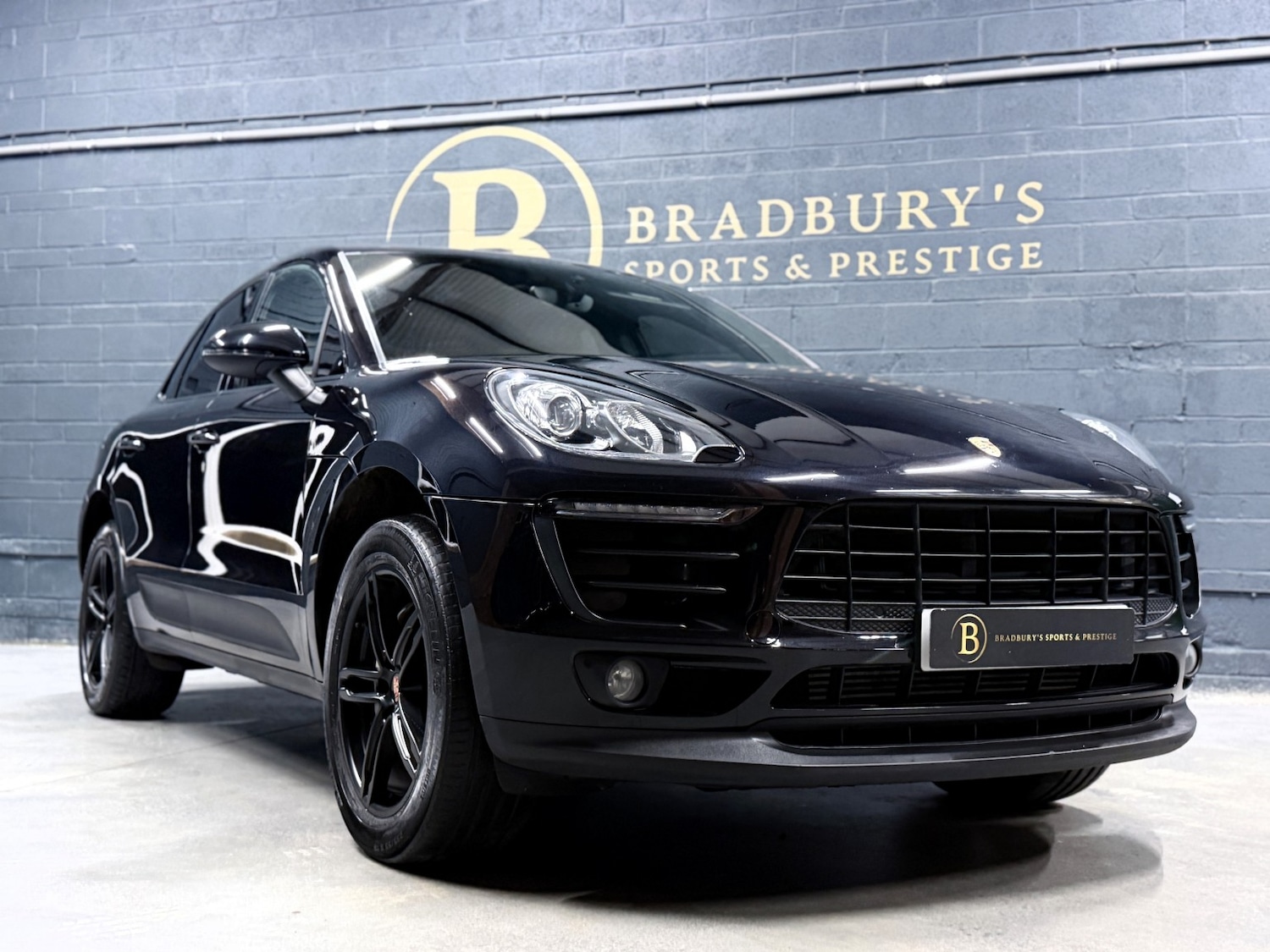 Used Porsche Macan 2017 for sale - 76380319: Photo 46