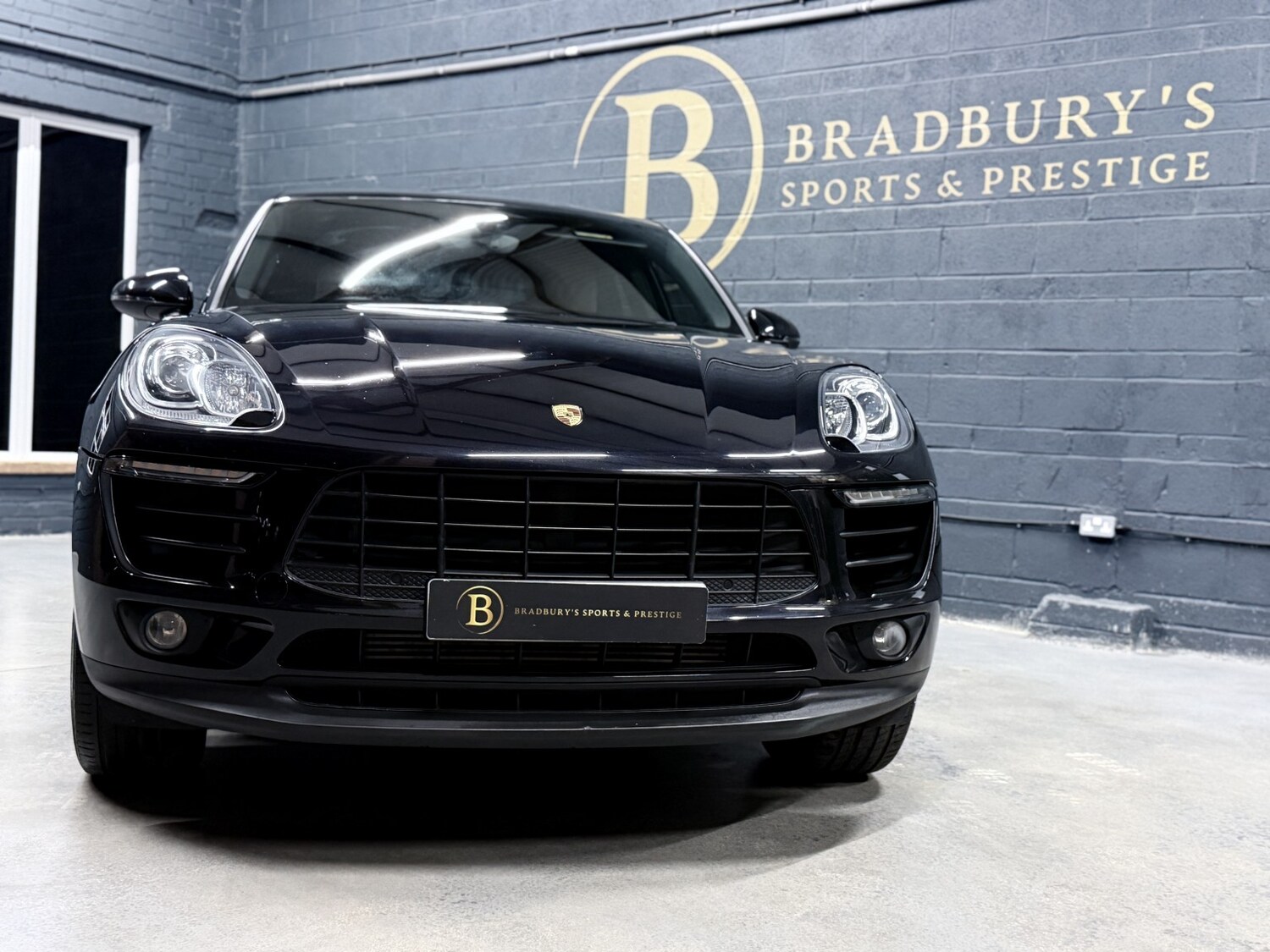 Used Porsche Macan 2017 for sale - 76380319: Photo 48