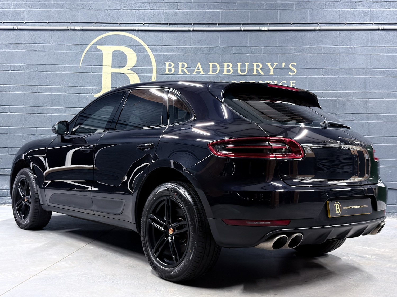 Used Porsche Macan 2017 for sale - 76380319: Photo 77