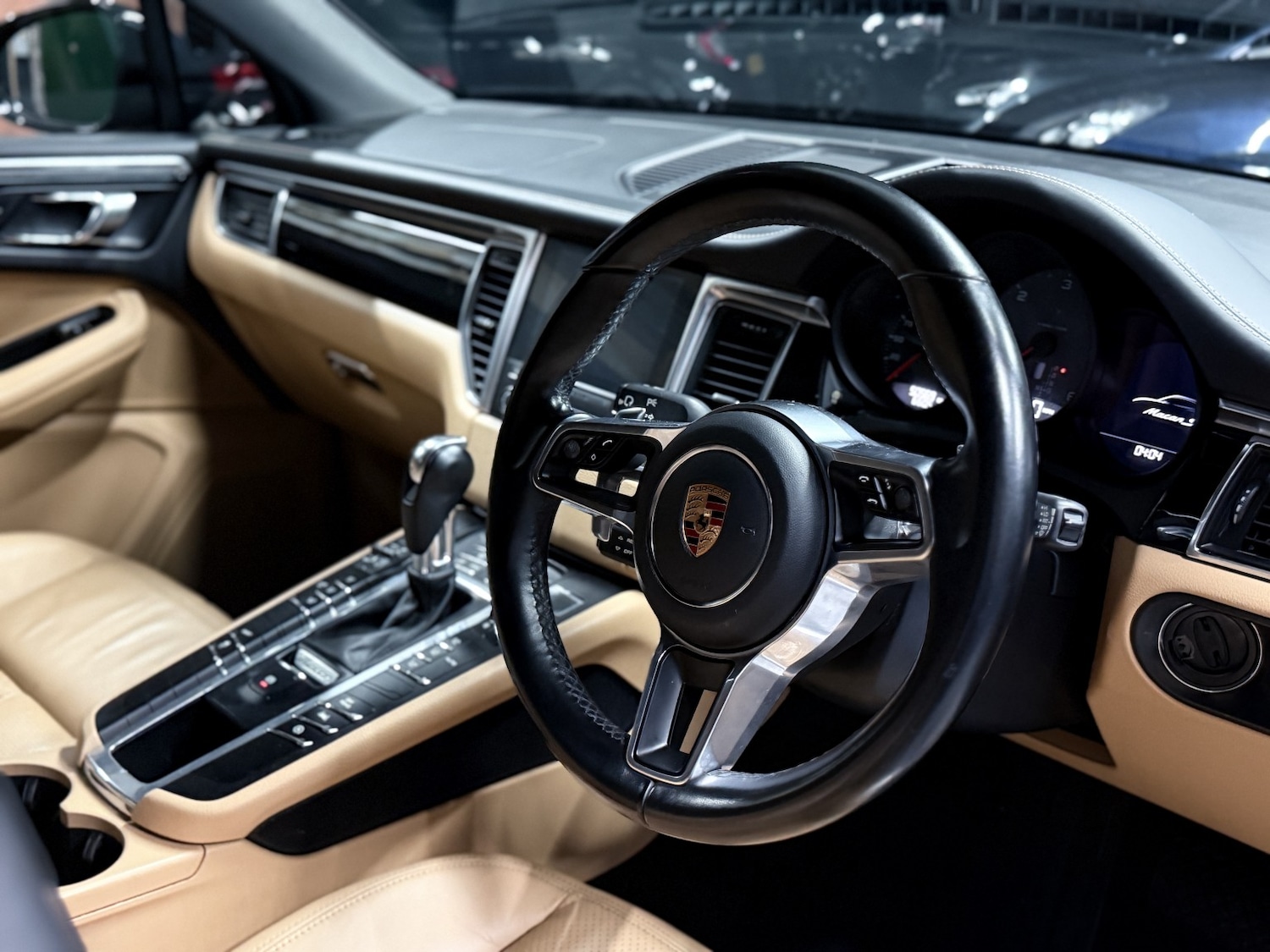 Used Porsche Macan 2017 for sale - 76380319: Photo 89