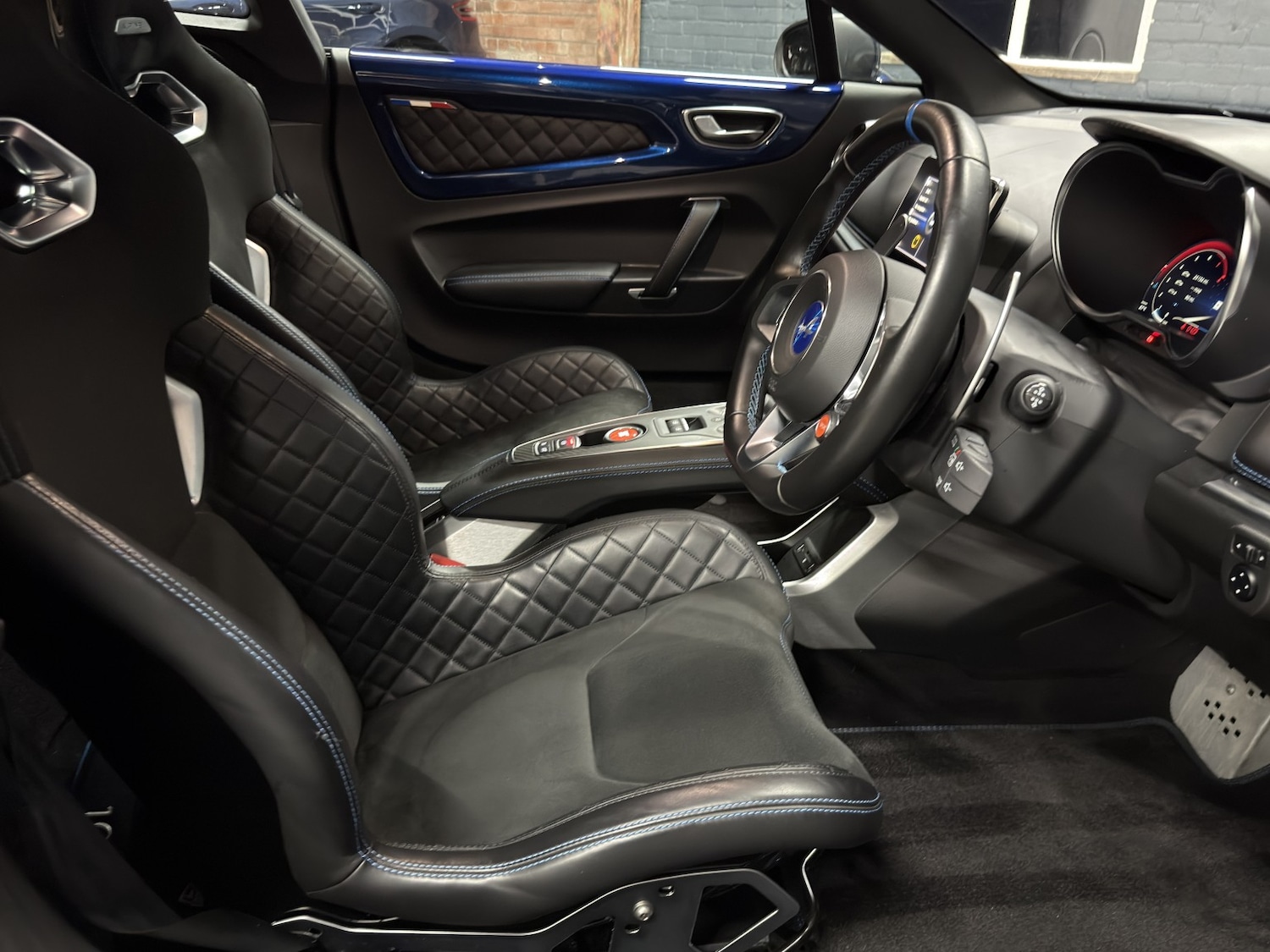 Used Alpine A110 2021 for sale - 76618609: Photo 93