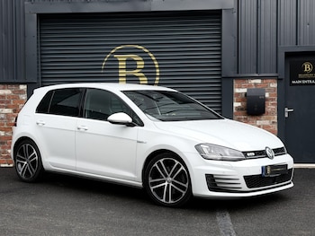 Used Volkswagen Golf 2016 for sale - 78360166: Photo