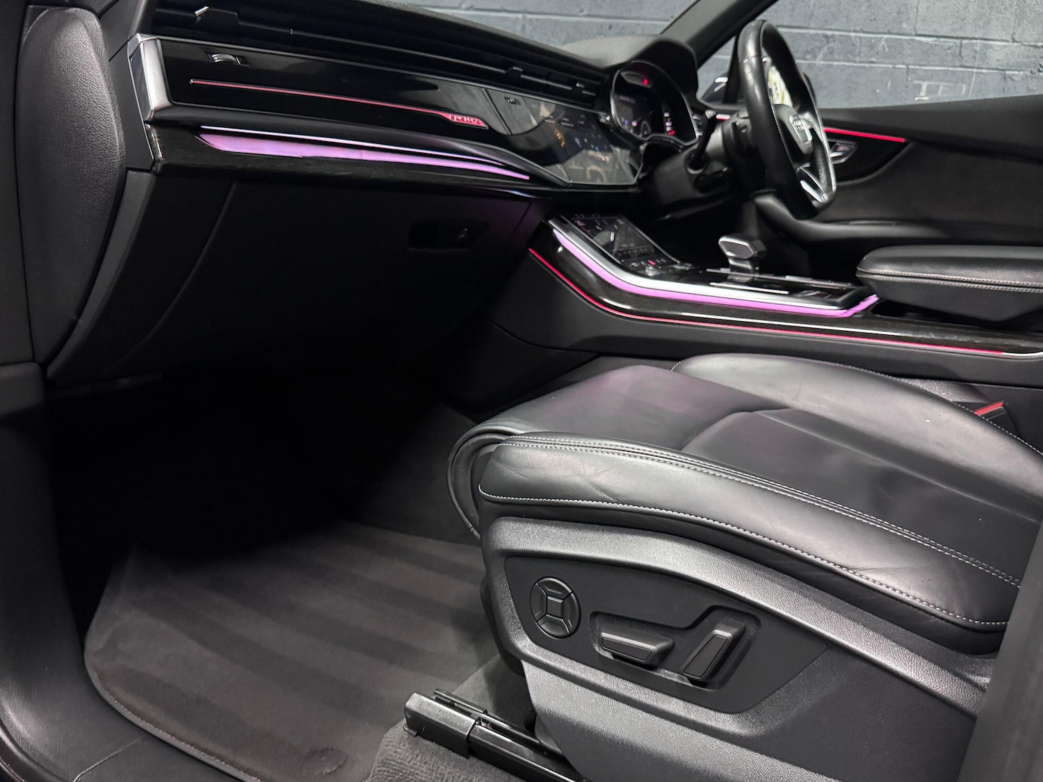 Used Audi Q7 2021 for sale - 76769247: Photo 64