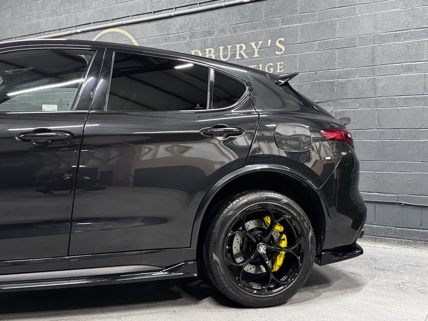 Used Alfa Romeo Stelvio 2019 for sale - 77261680: Photo 16