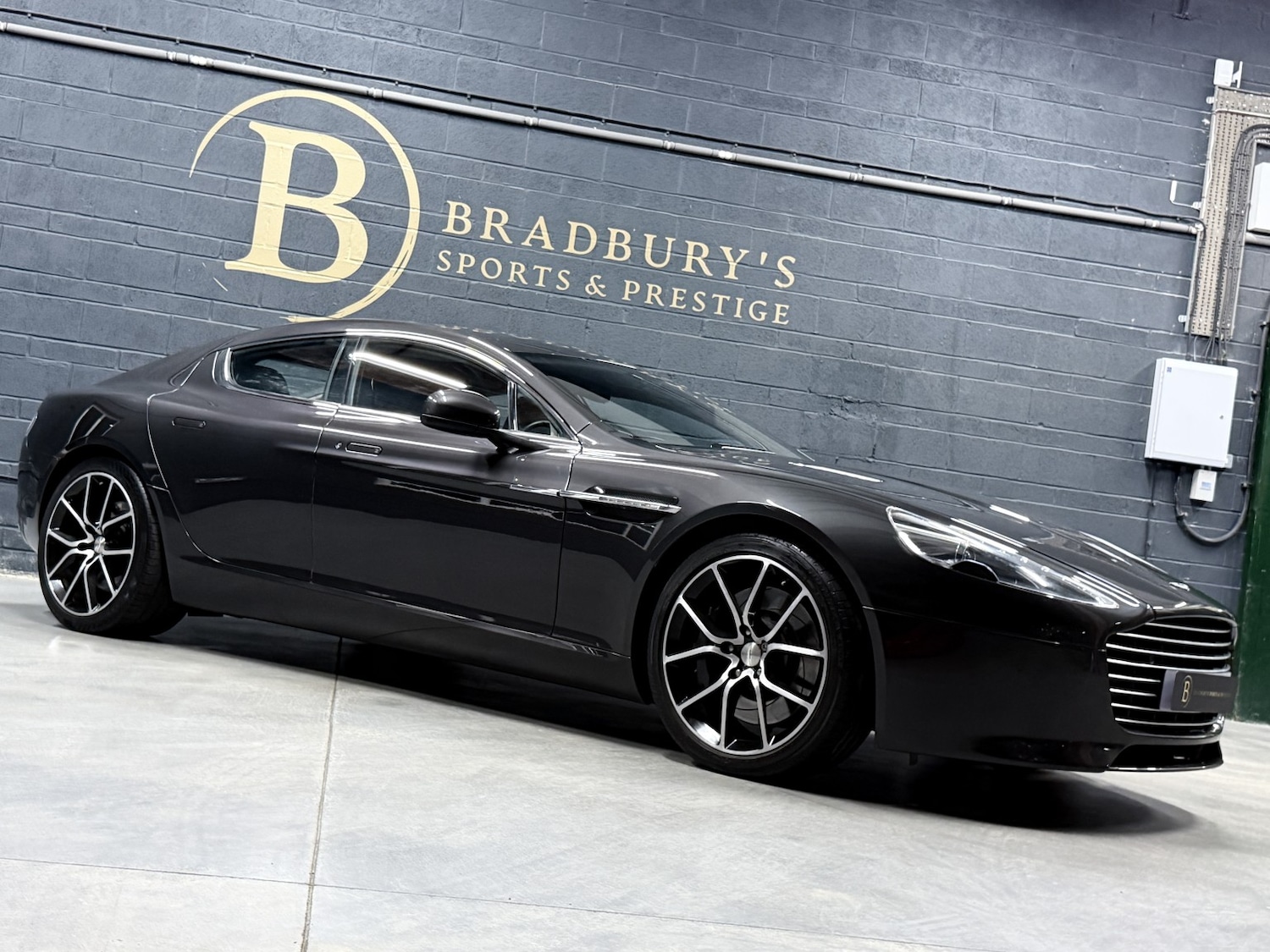 Used Aston Martin Rapide 2013 for sale - 78217997: Photo 12