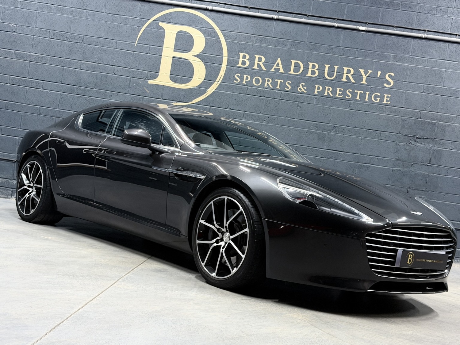 Used Aston Martin Rapide 2013 for sale - 78217997: Photo 17