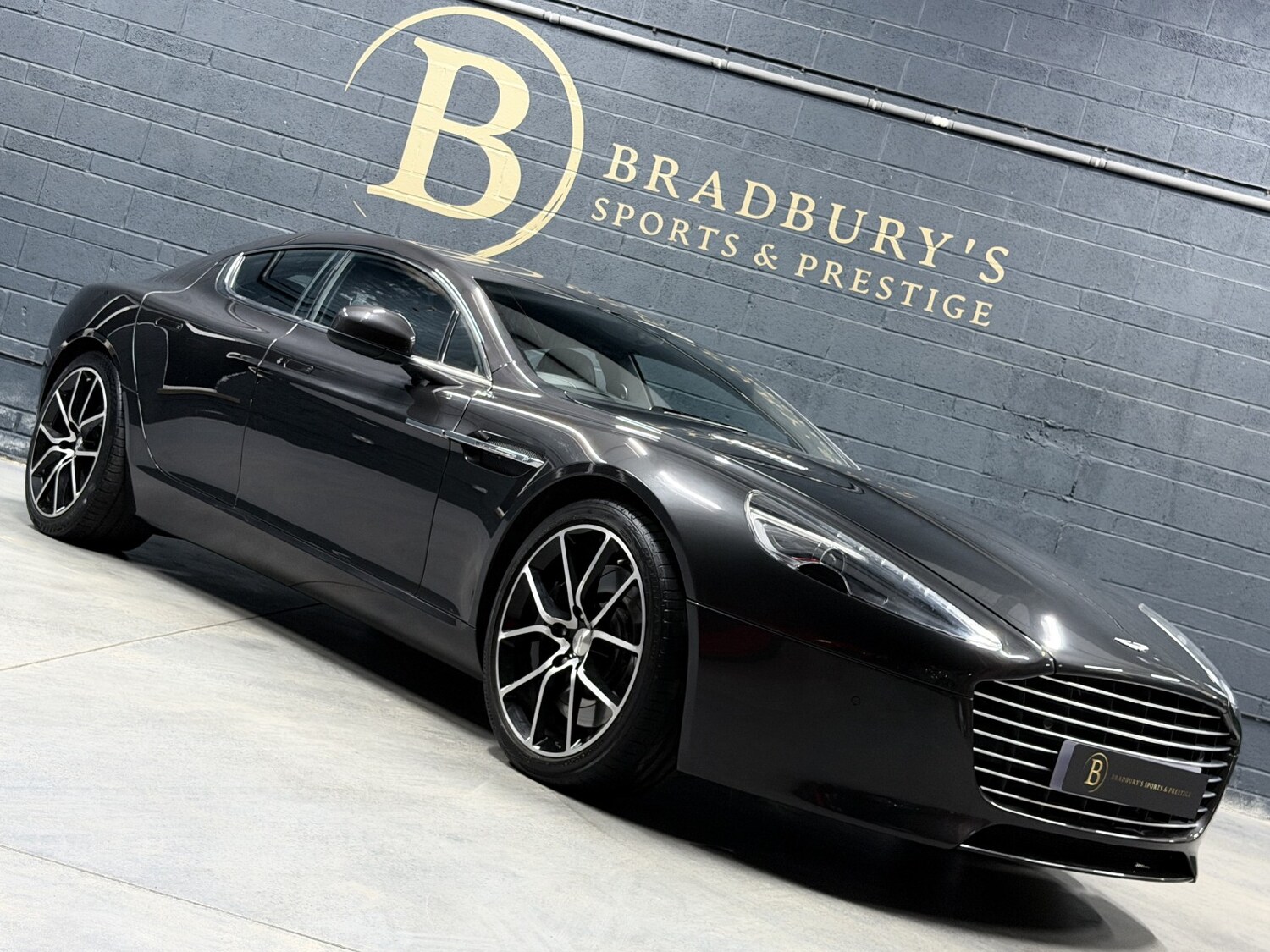 Used Aston Martin Rapide 2013 for sale - 78217997: Photo 28
