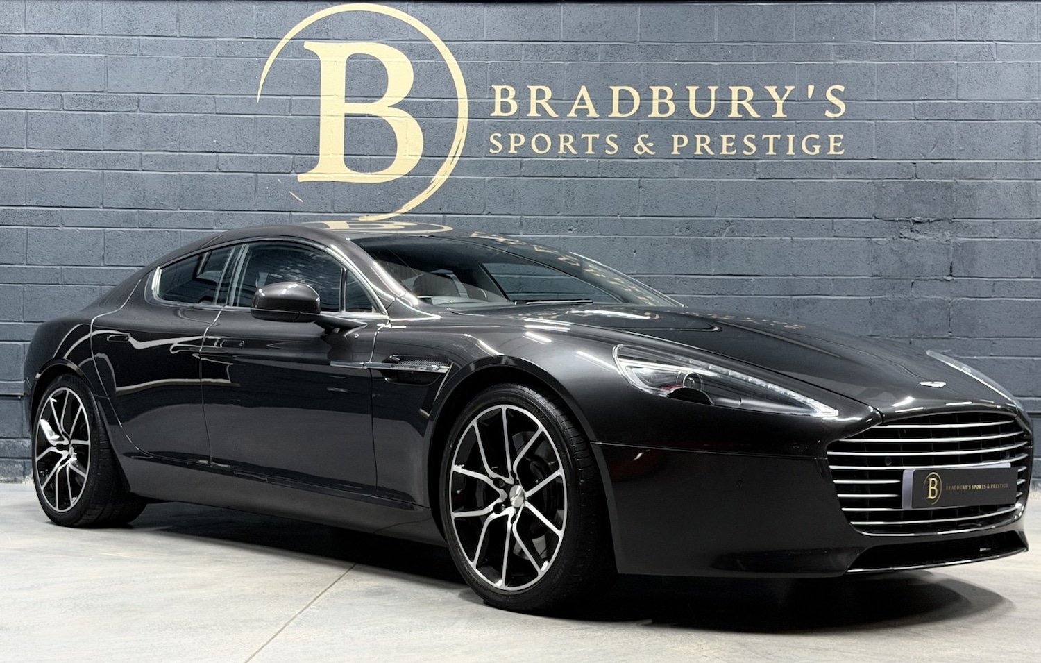 Used Aston Martin Rapide 2013 for sale - 78217997: Photo 3