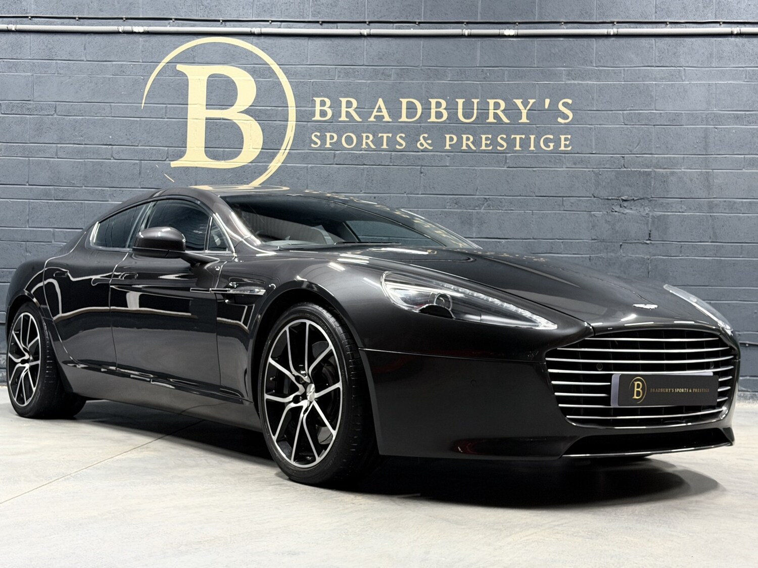 Used Aston Martin Rapide 2013 for sale - 78217997: Photo 32