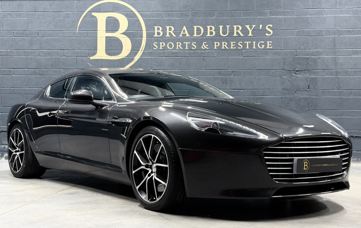 Used Aston Martin Rapide 2013 for sale - 78217997: Photo 4