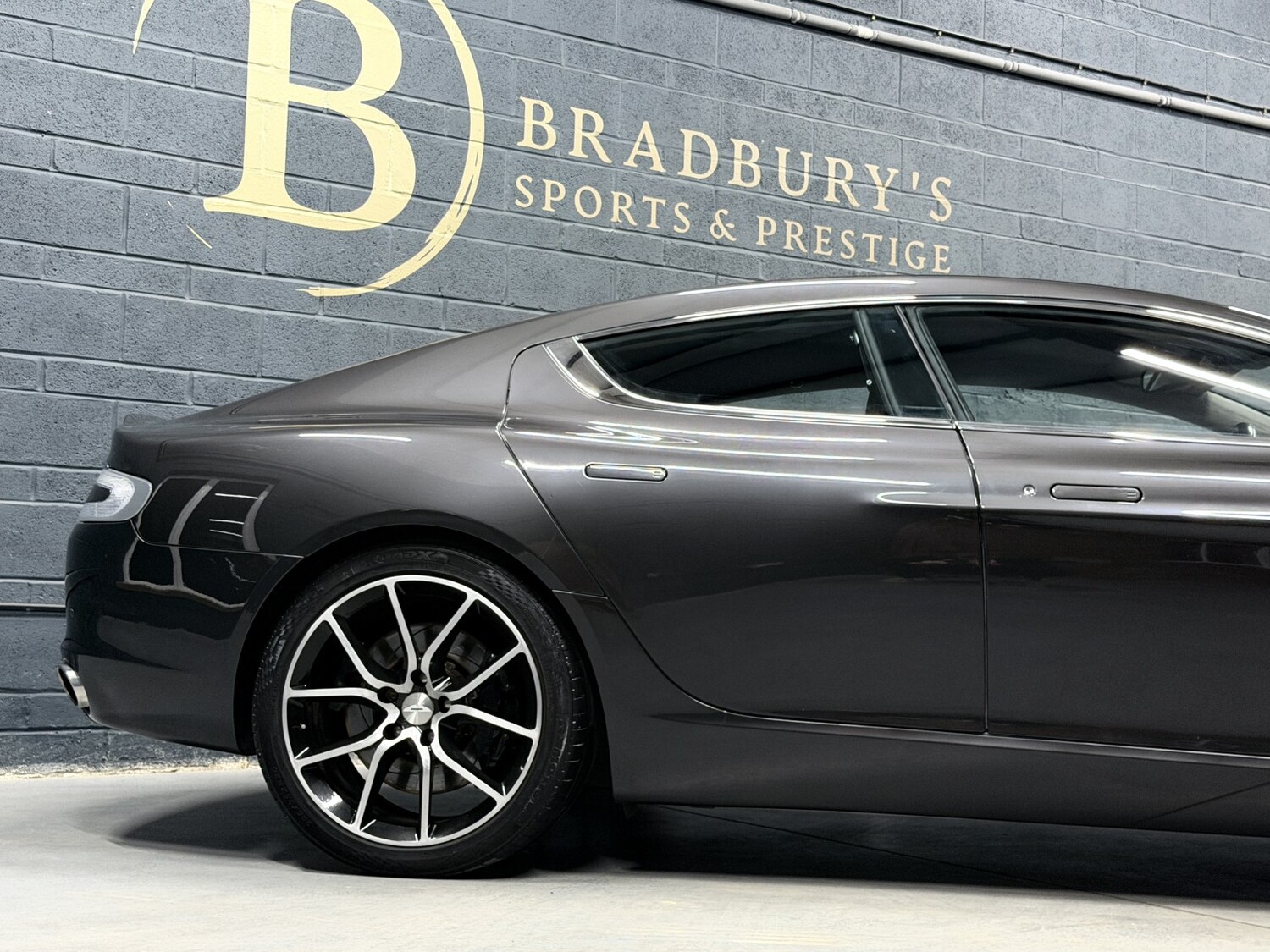 Used Aston Martin Rapide 2013 for sale - 78217997: Photo 41