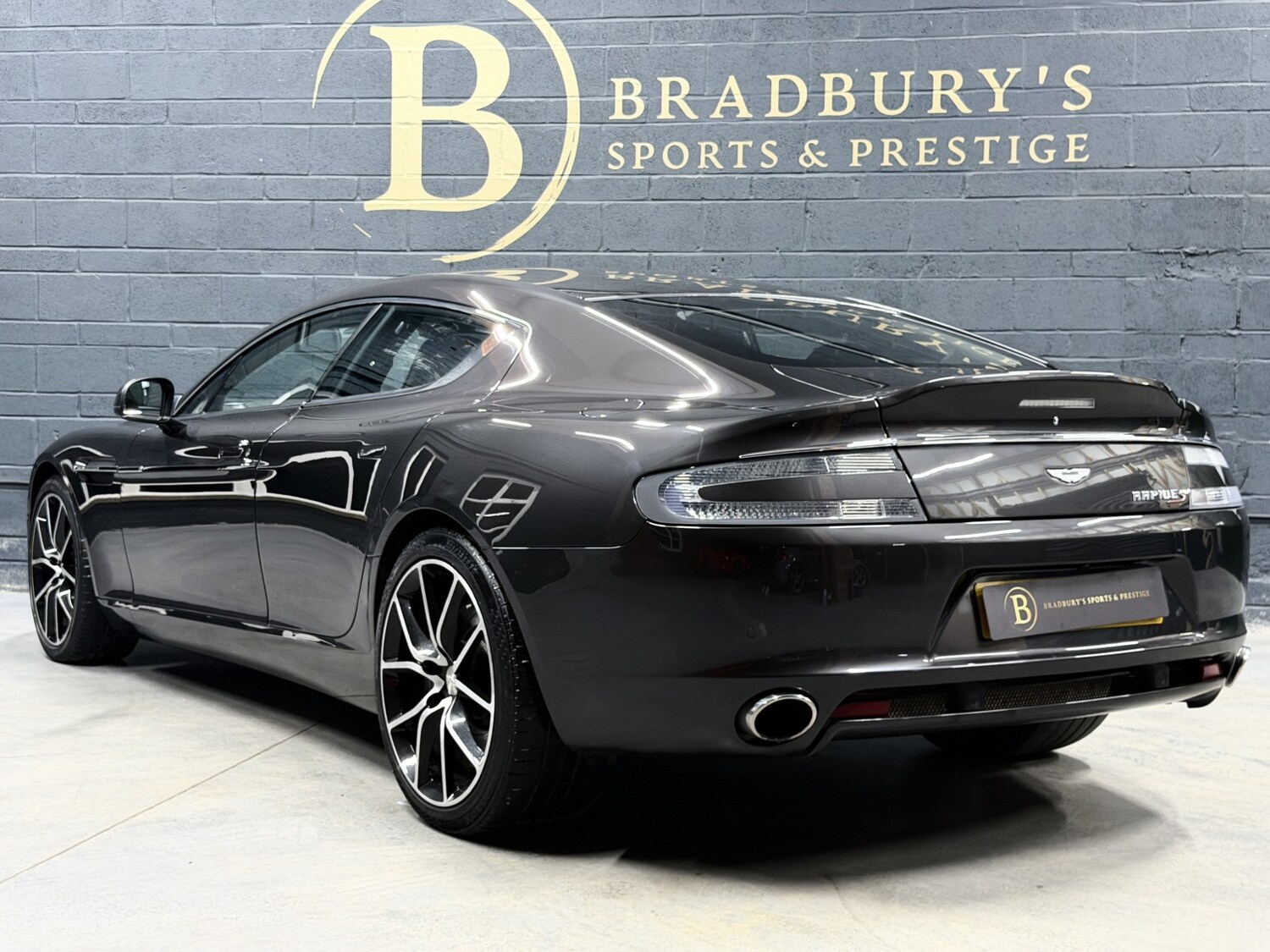 Used Aston Martin Rapide 2013 for sale - 78217997: Photo 59