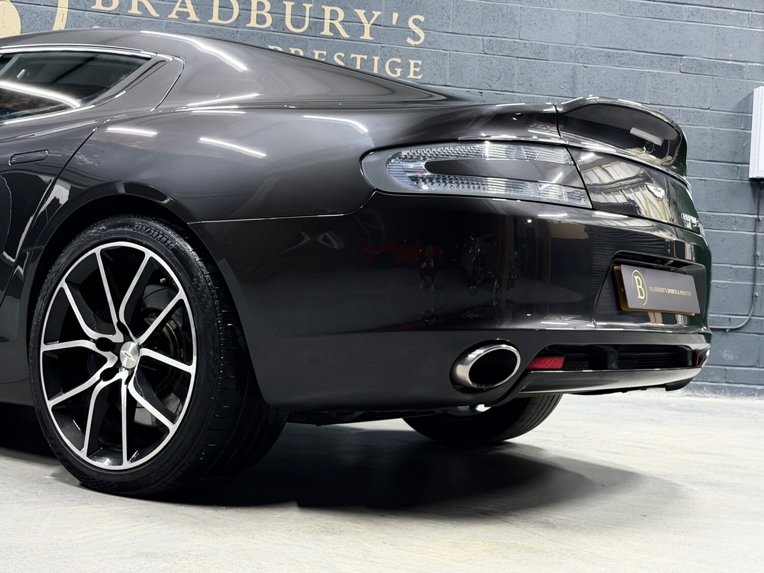 Used Aston Martin Rapide 2013 for sale - 78217997: Photo 64