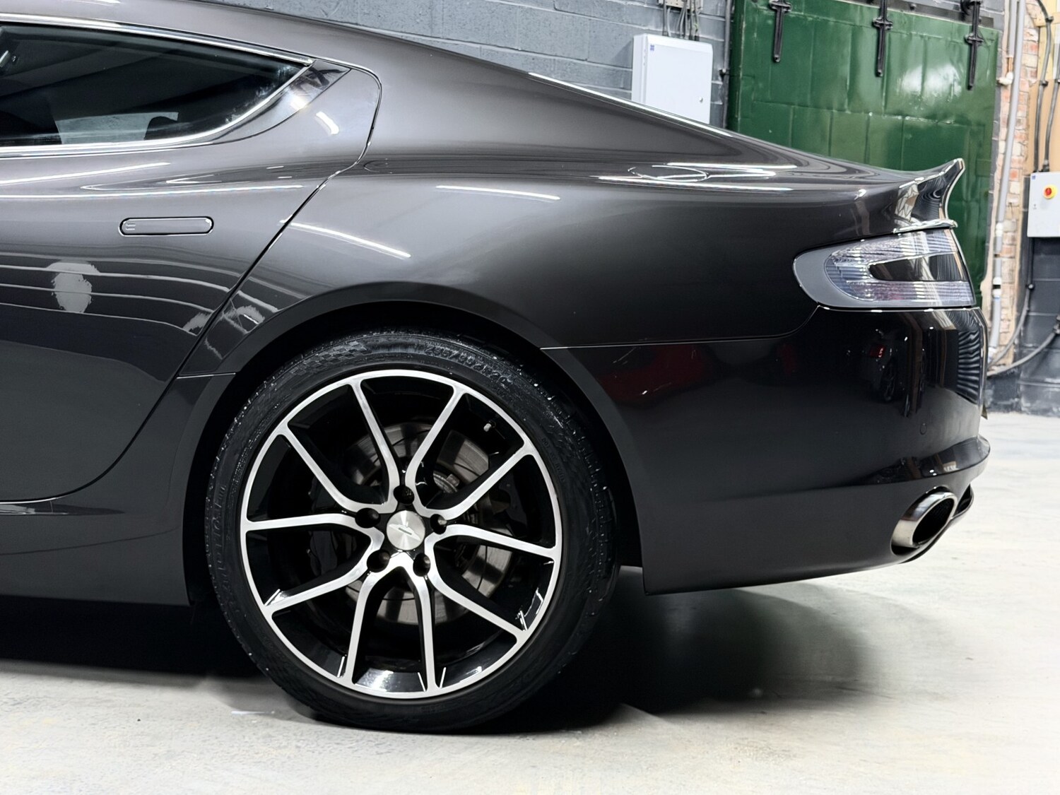 Used Aston Martin Rapide 2013 for sale - 78217997: Photo 66