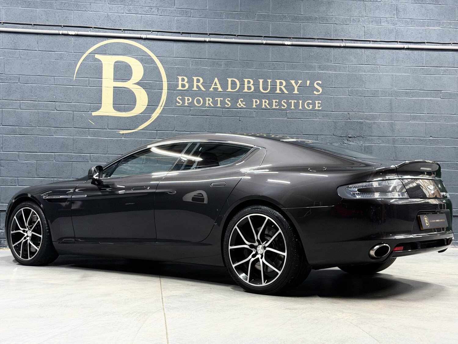 Used Aston Martin Rapide 2013 for sale - 78217997: Photo 68