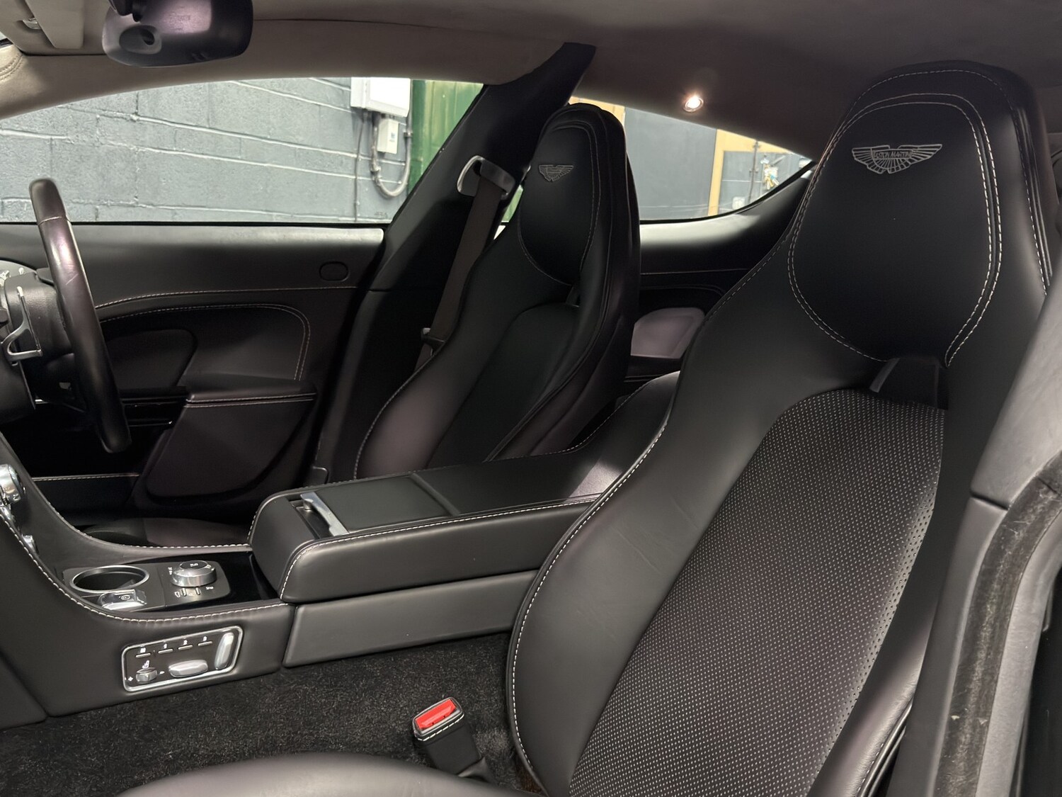 Used Aston Martin Rapide 2013 for sale - 78217997: Photo 75