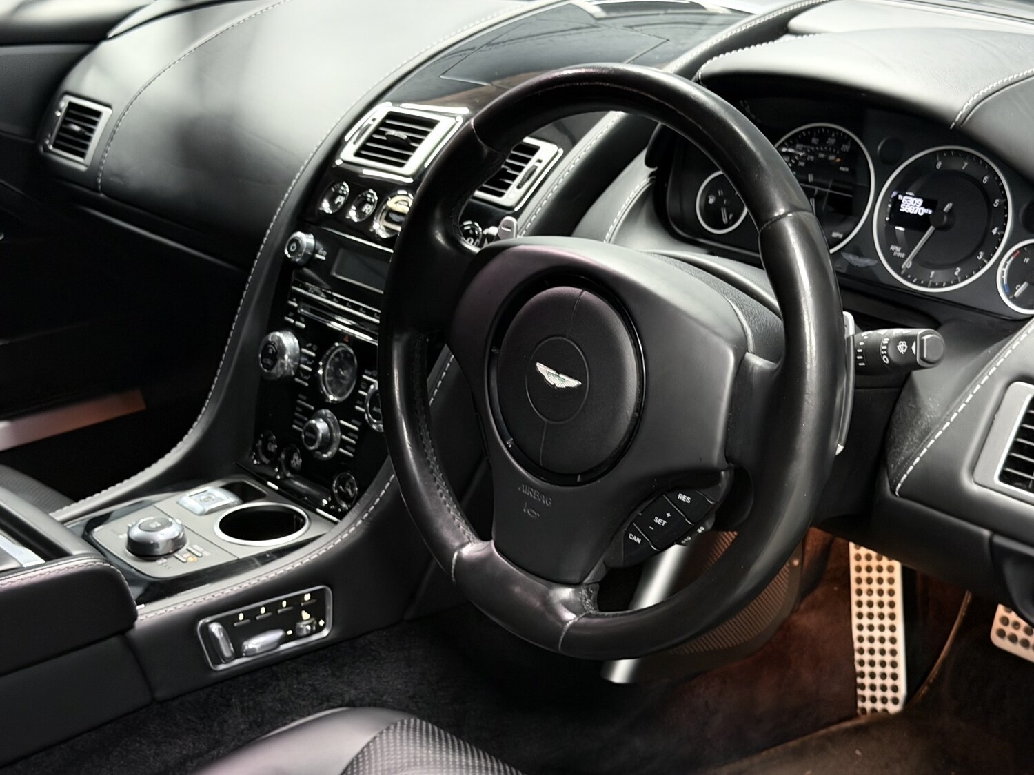 Used Aston Martin Rapide 2013 for sale - 78217997: Photo 86