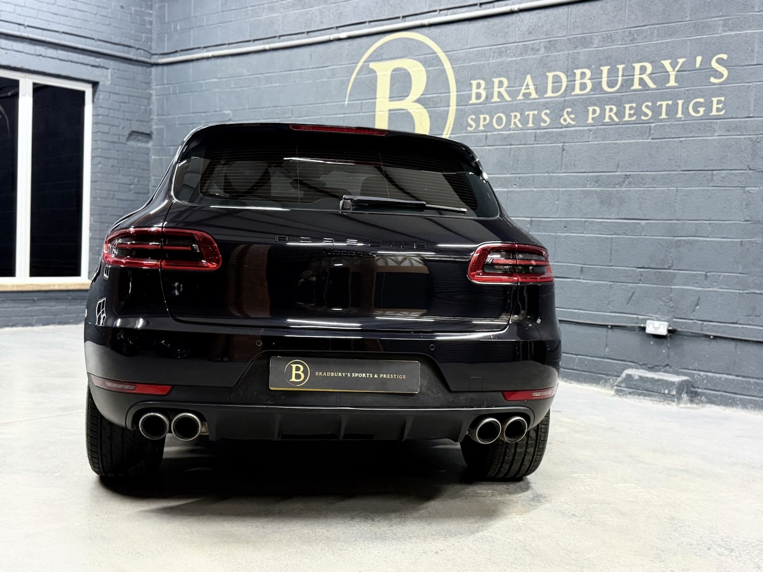 Used Porsche Macan 2017 for sale - 77261682: Photo 17