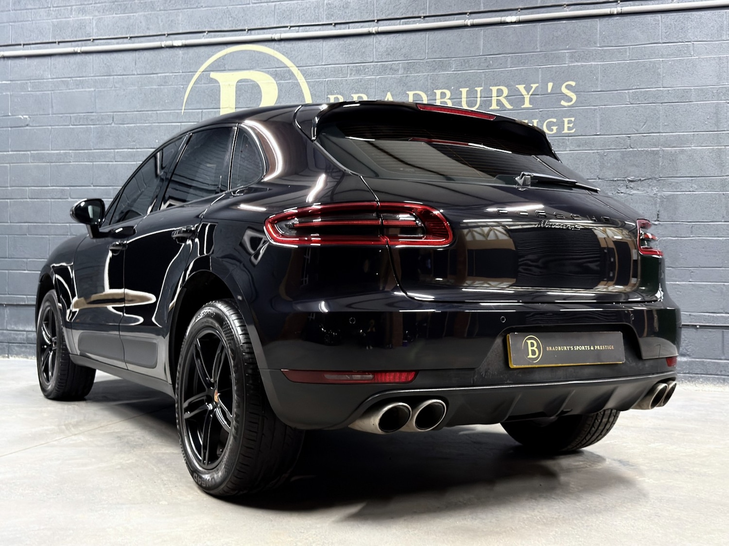 Used Porsche Macan 2017 for sale - 77261682: Photo 24
