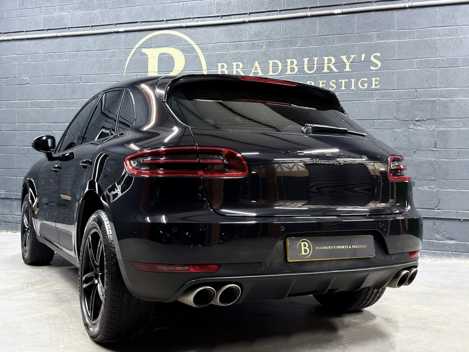 Used Porsche Macan 2017 for sale - 77261682: Photo 25