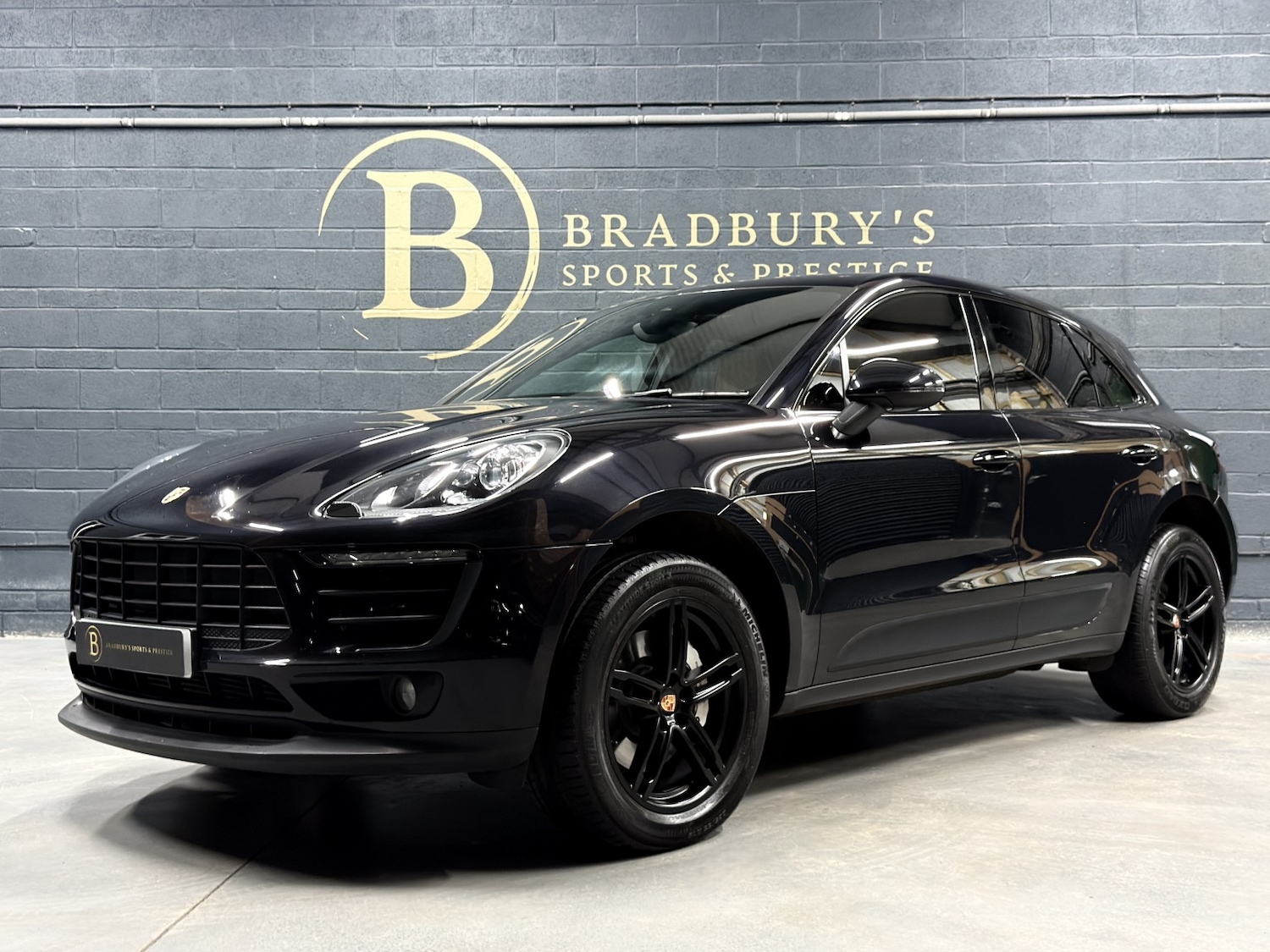 Used Porsche Macan 2017 for sale - 77261682: Photo 3
