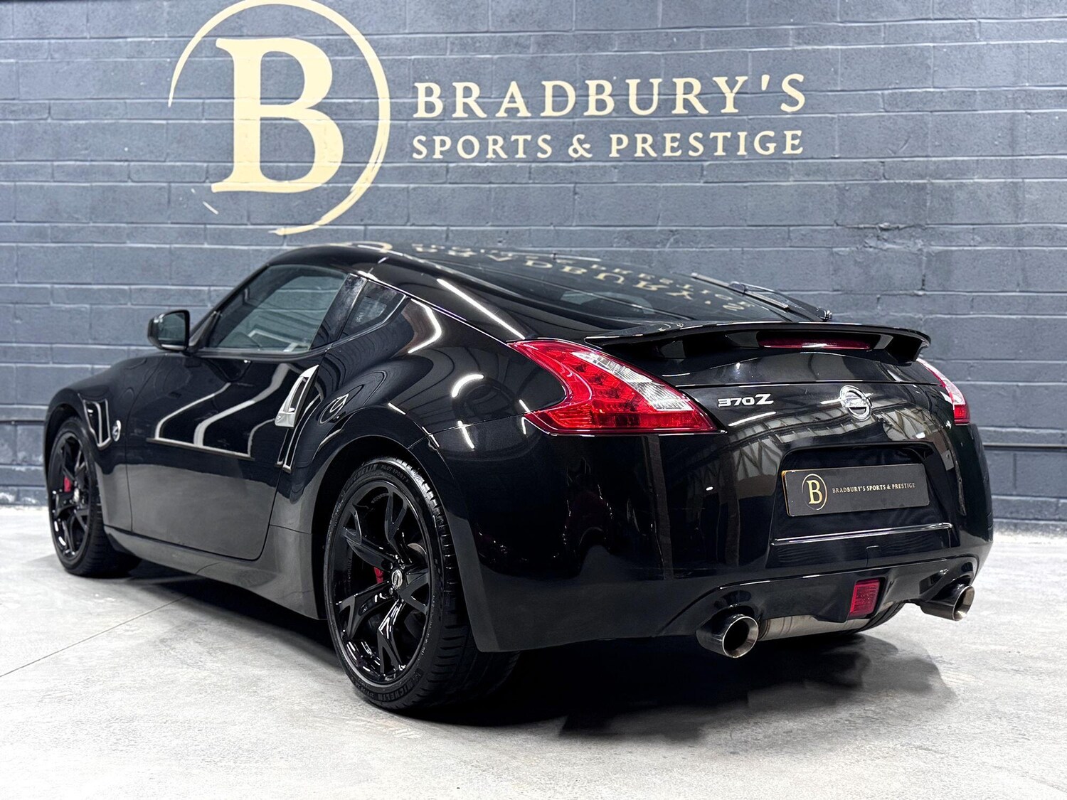 Used Nissan 370 Z 2011 for sale - 76560023: Photo 23