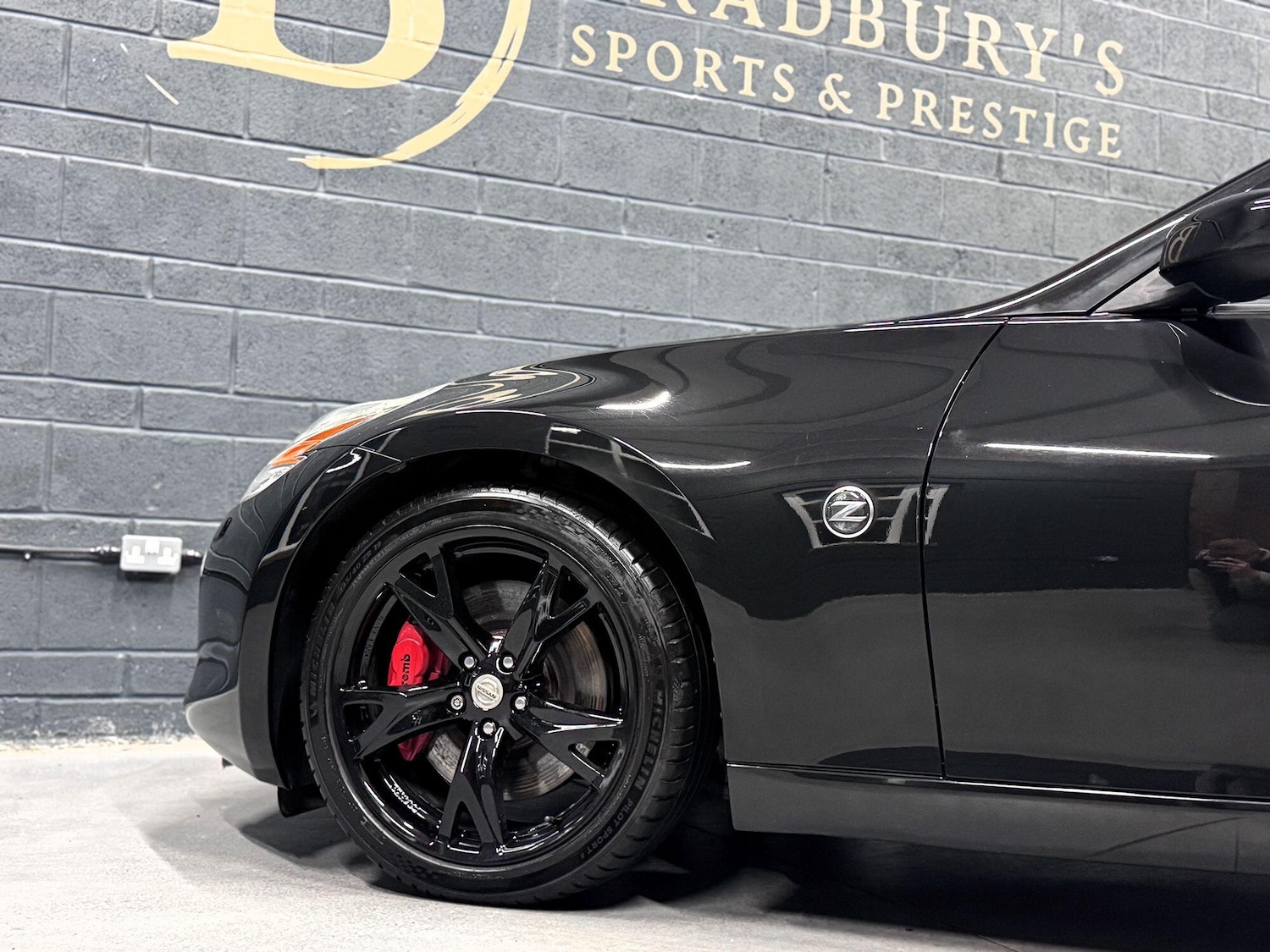 Used Nissan 370 Z 2011 for sale - 76560023: Photo 30