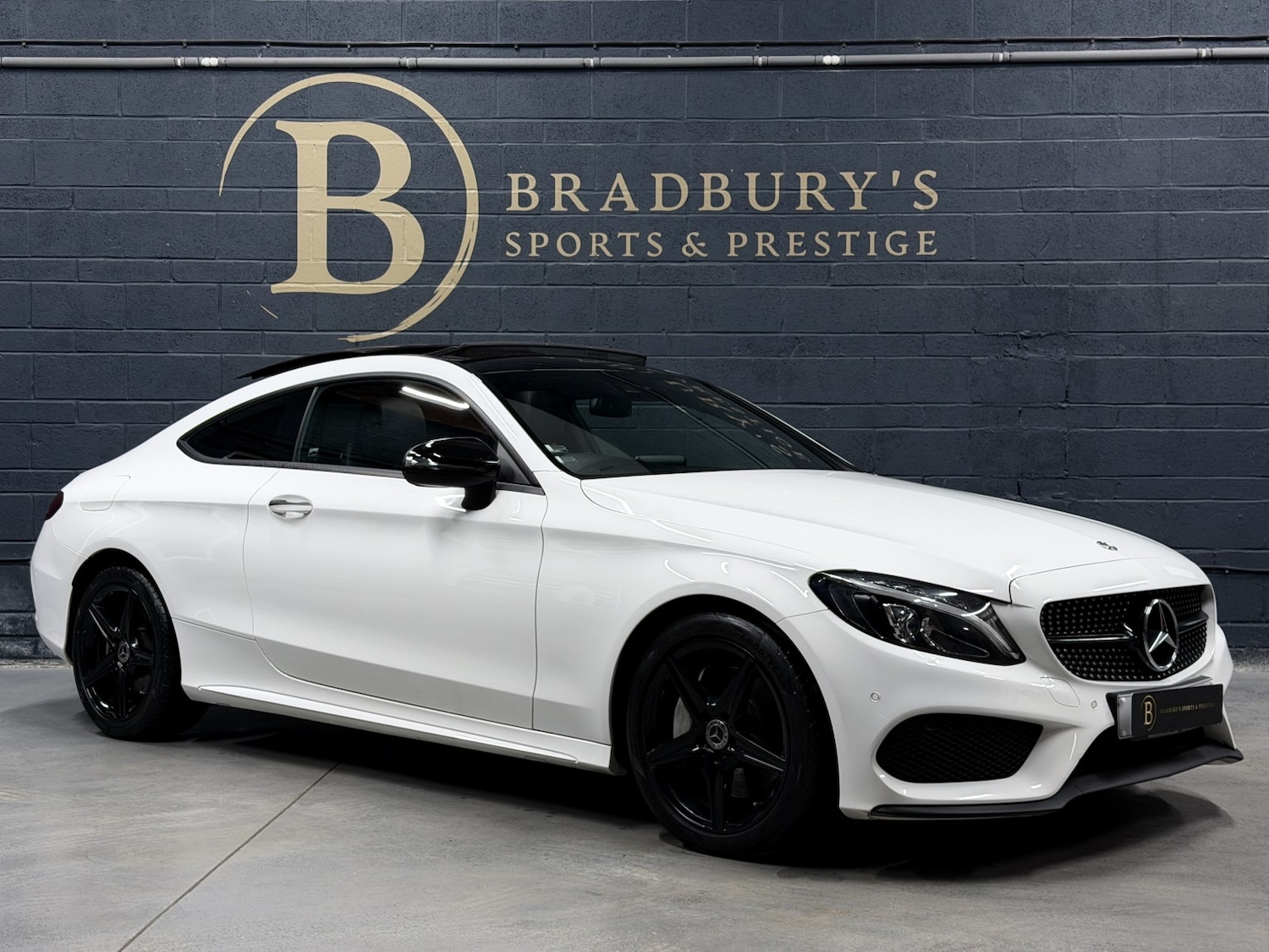 Used Mercedes-Benz C Class 2018 for sale - 78031785: Photo 2