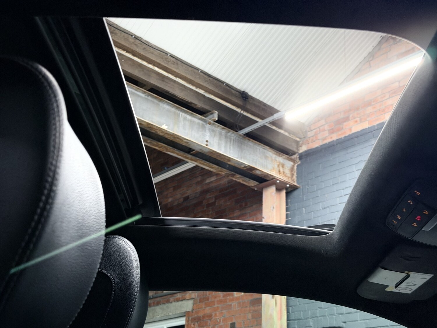 Used Mercedes-Benz C Class 2018 for sale - 78031785: Photo 43