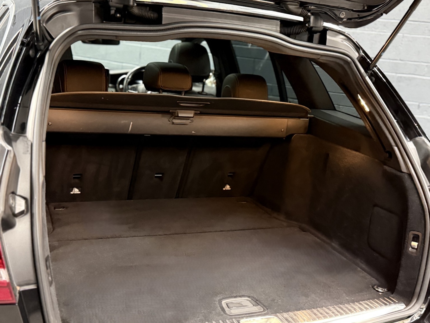 Used Mercedes-Benz C Class 2017 for sale - 77423350: Photo 30