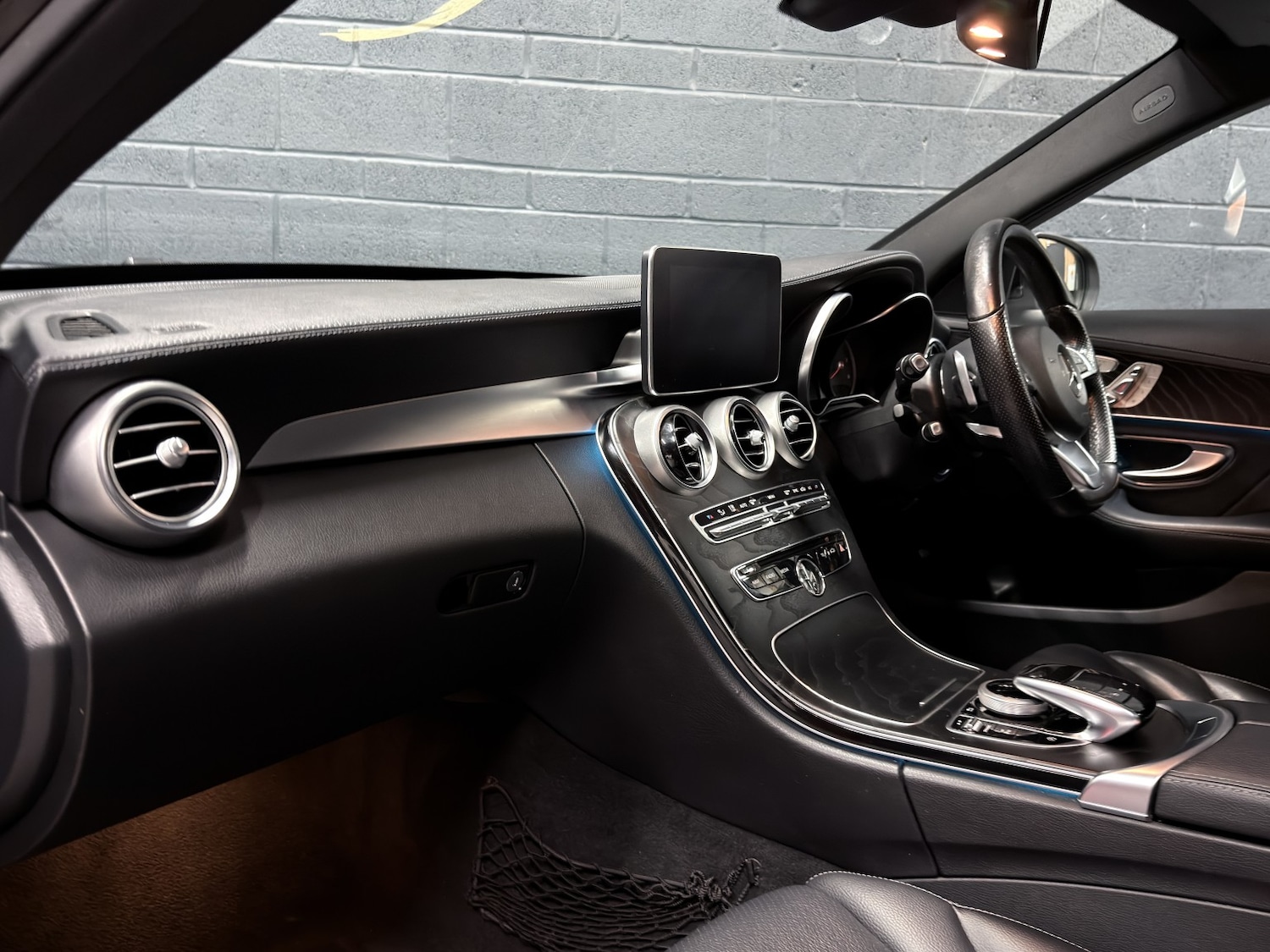 Used Mercedes-Benz C Class 2017 for sale - 77423350: Photo 33