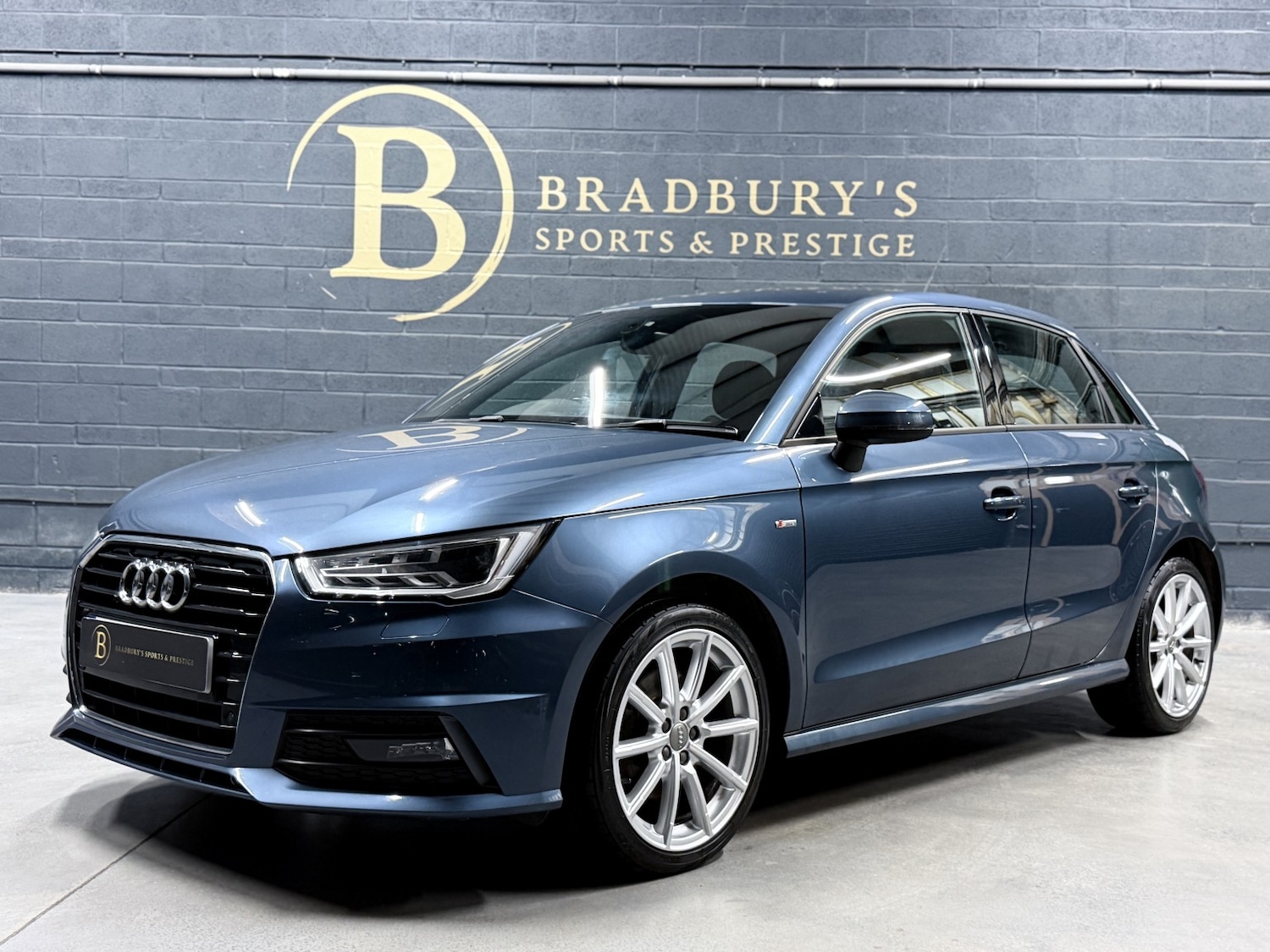 Used Audi A1 2018 for sale - 76571206: Photo 2