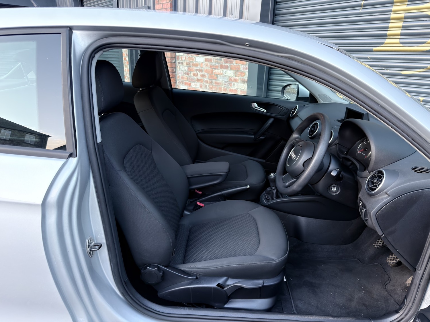 Used Audi A1 2011 for sale - 78084535: Photo 16