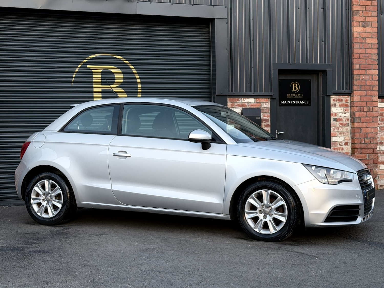 Used Audi A1 2011 for sale - 78084535: Photo 6