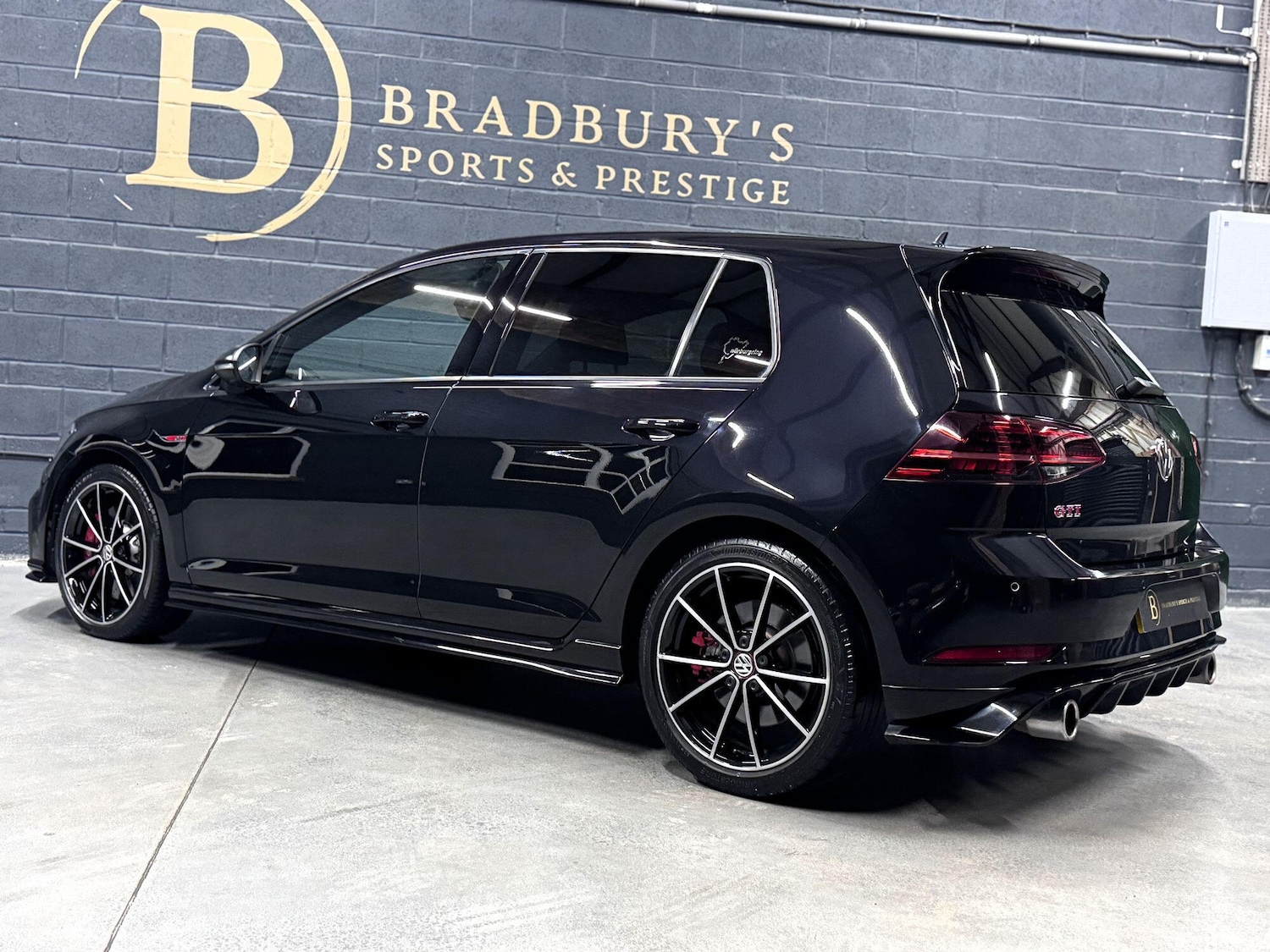 Used Volkswagen Golf 2019 for sale - 76312379: Photo 23