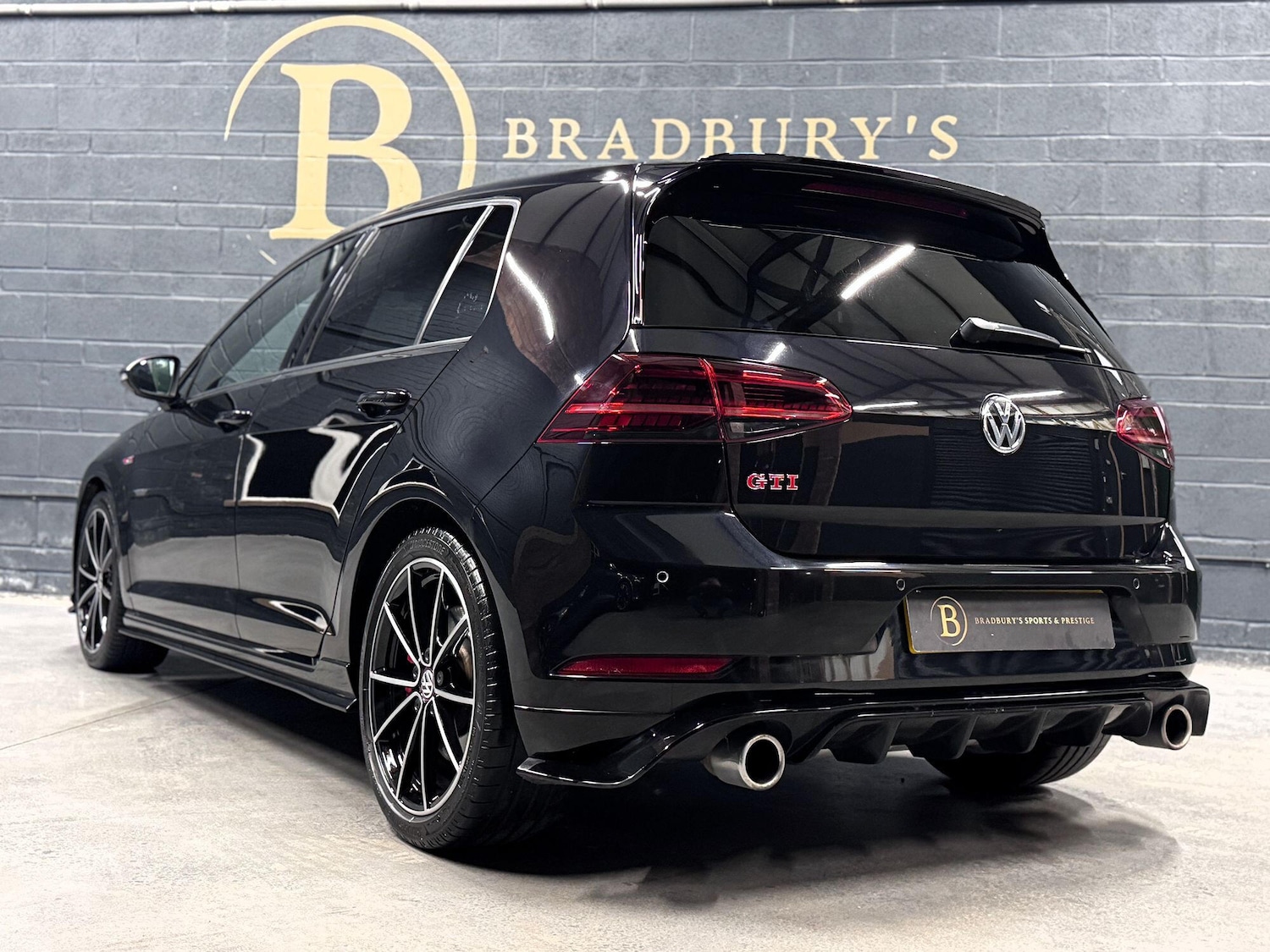 Used Volkswagen Golf 2019 for sale - 76312379: Photo 29