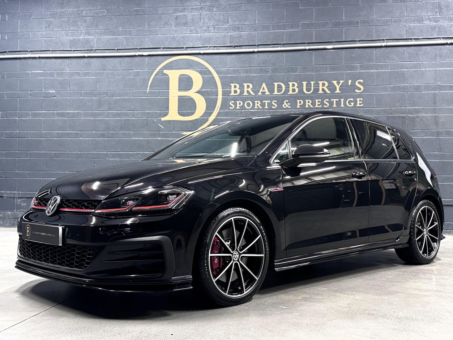 Used Volkswagen Golf 2019 for sale - 76312379: Photo 3