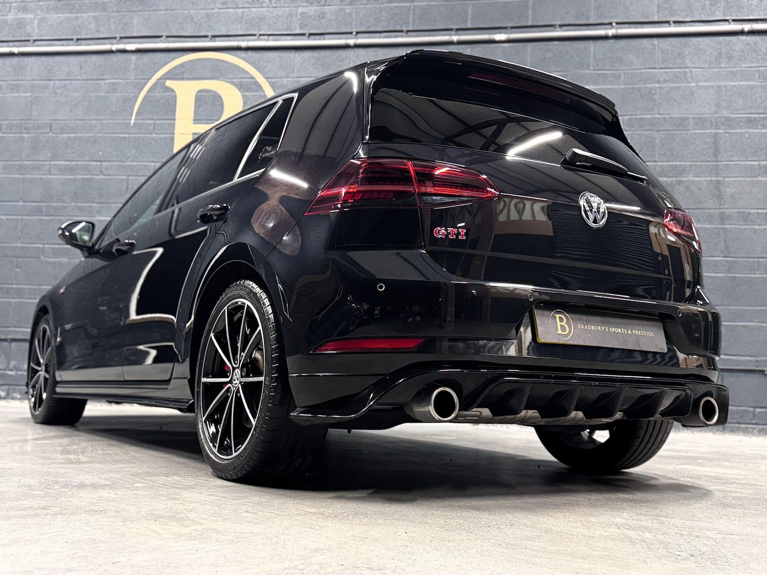 Used Volkswagen Golf 2019 for sale - 76312379: Photo 30