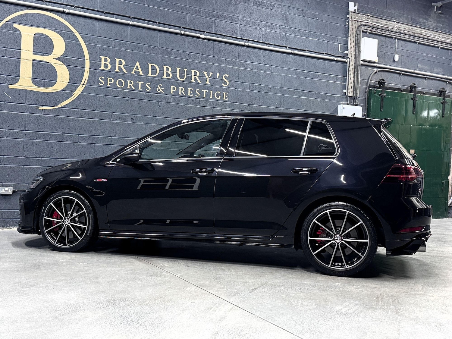 Used Volkswagen Golf 2019 for sale - 76312379: Photo 33