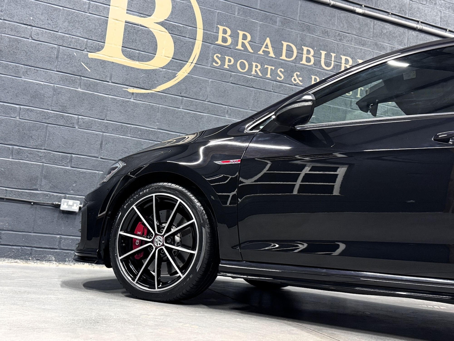 Used Volkswagen Golf 2019 for sale - 76312379: Photo 35