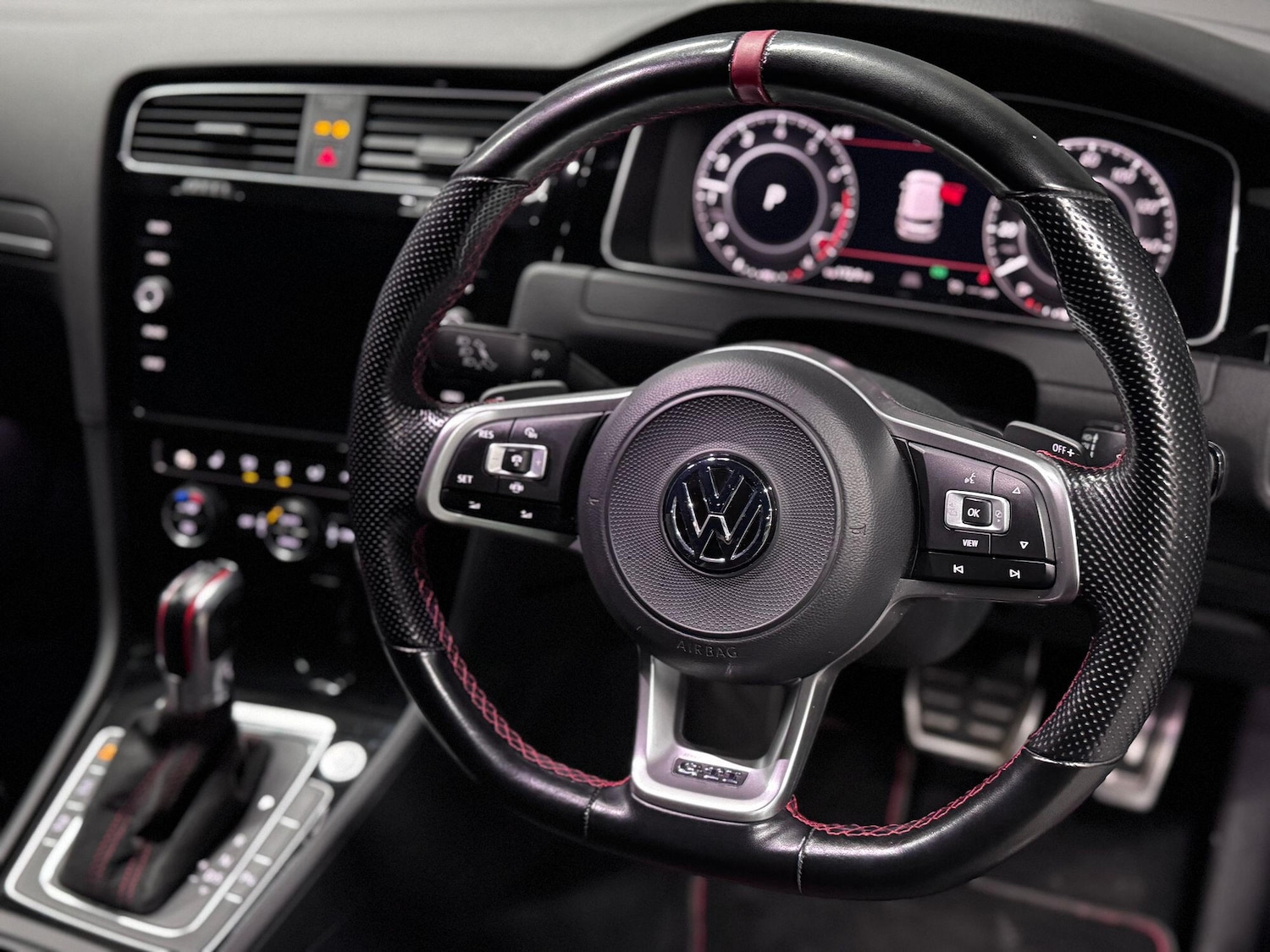 Used Volkswagen Golf 2019 for sale - 76312379: Photo 44